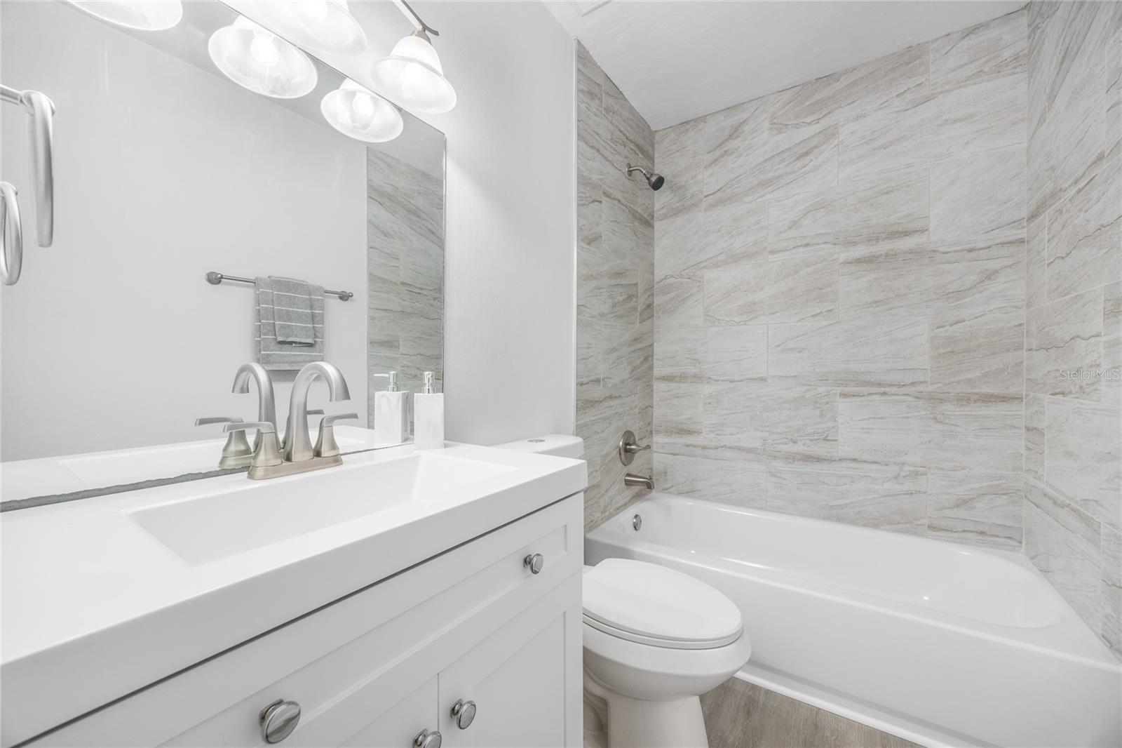 TB8465631 Property Photo