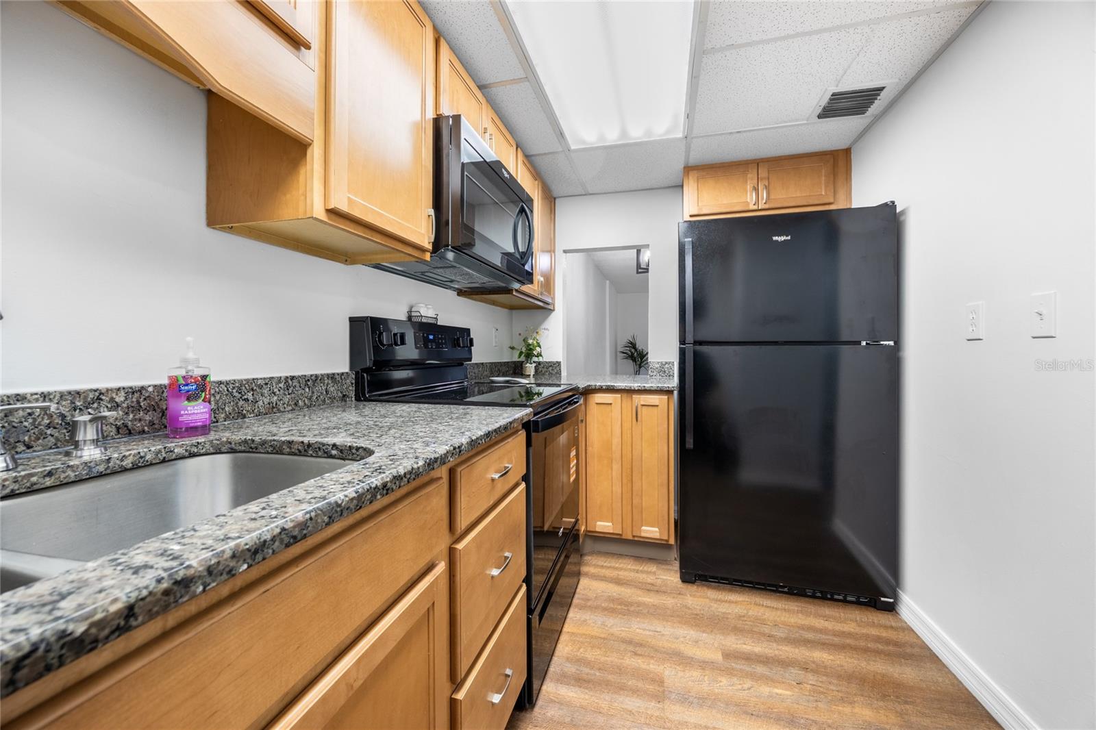 TB8465631 Property Photo