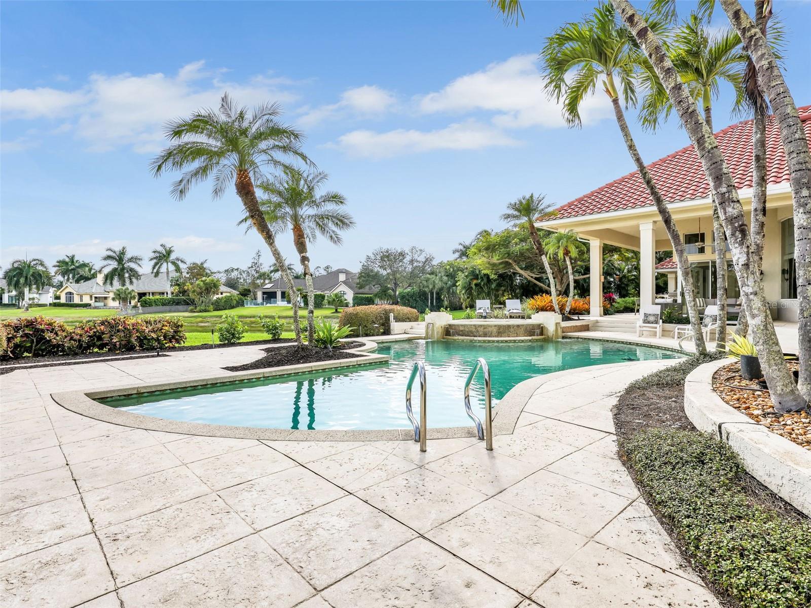 TB8465638 Property Photo