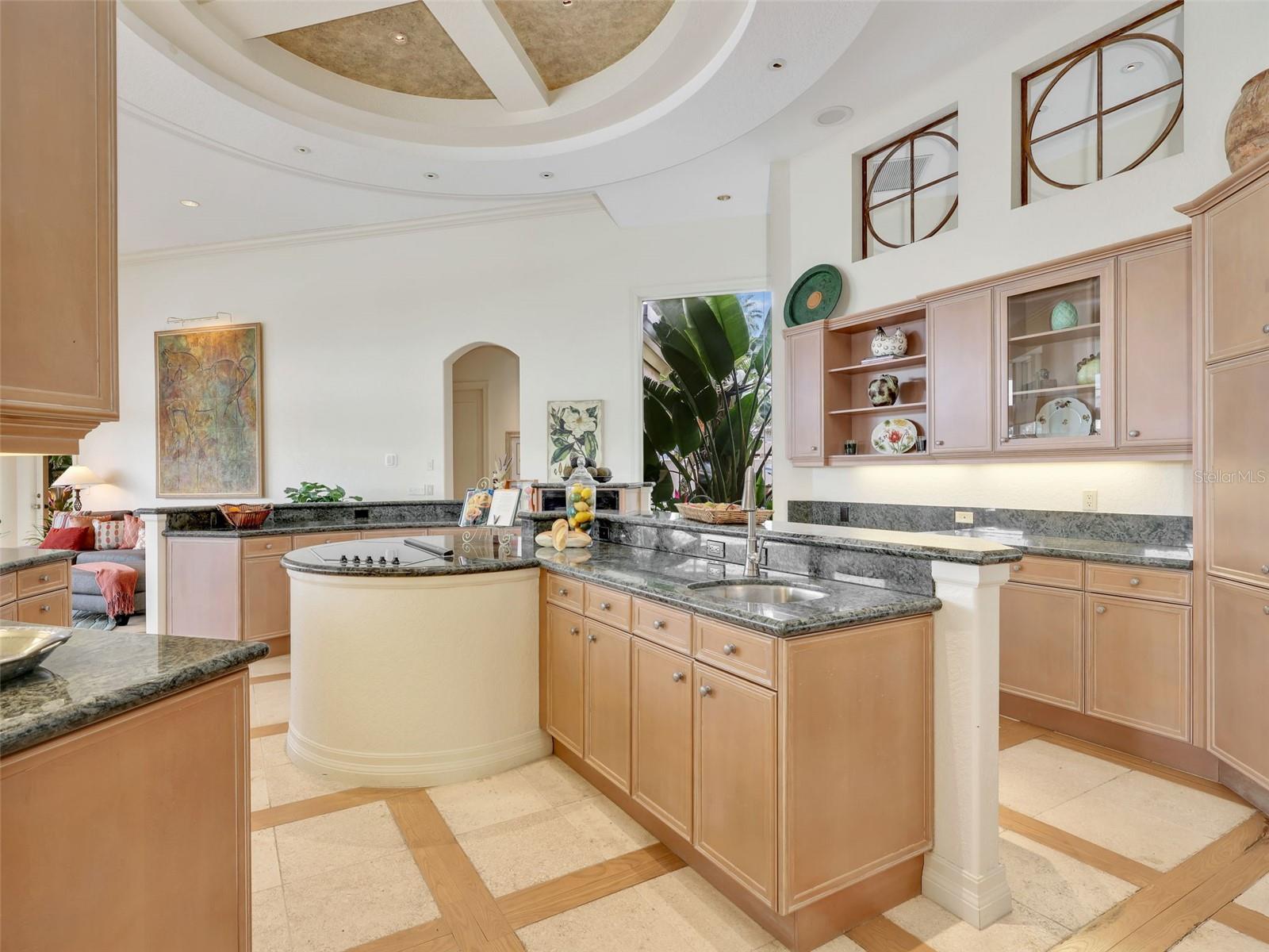 TB8465638 Property Photo