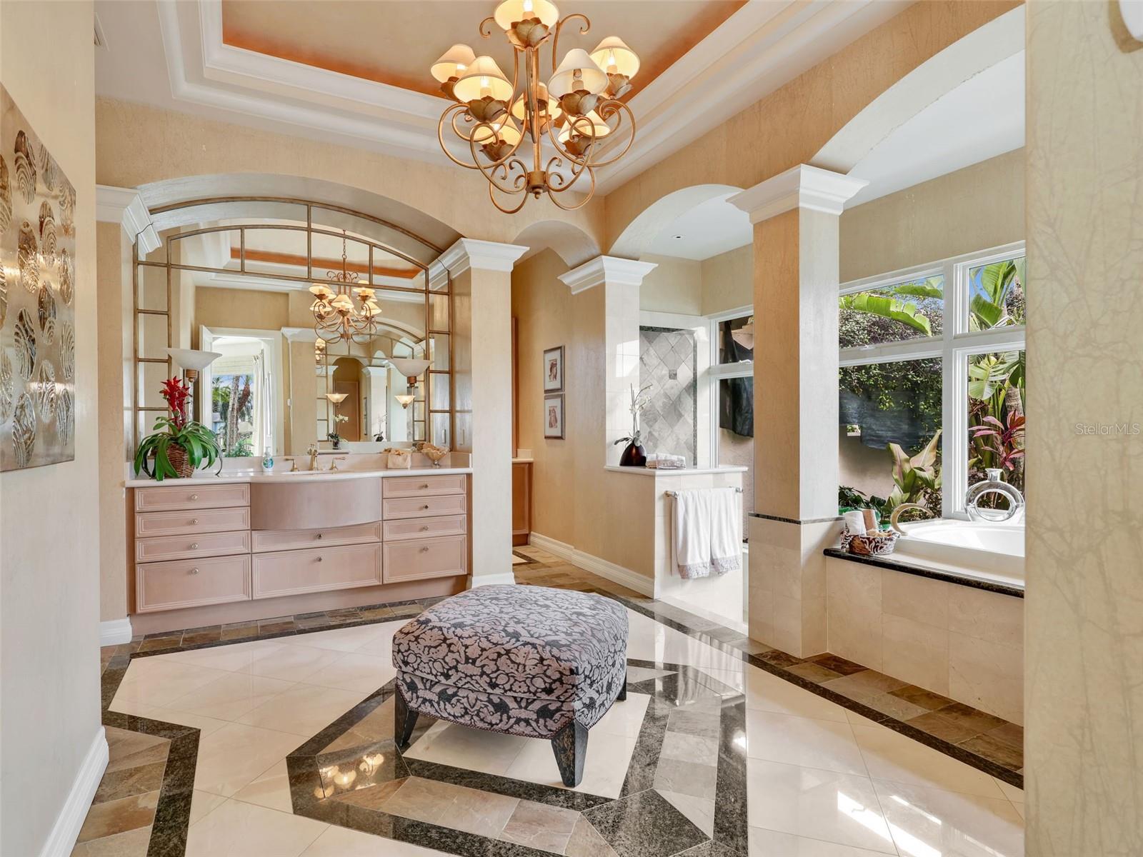 TB8465638 Property Photo