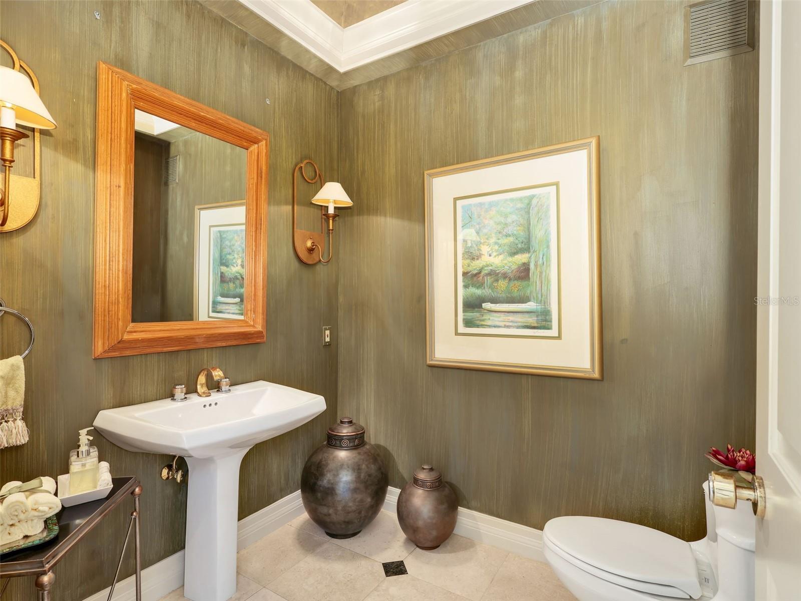 TB8465638 Property Photo