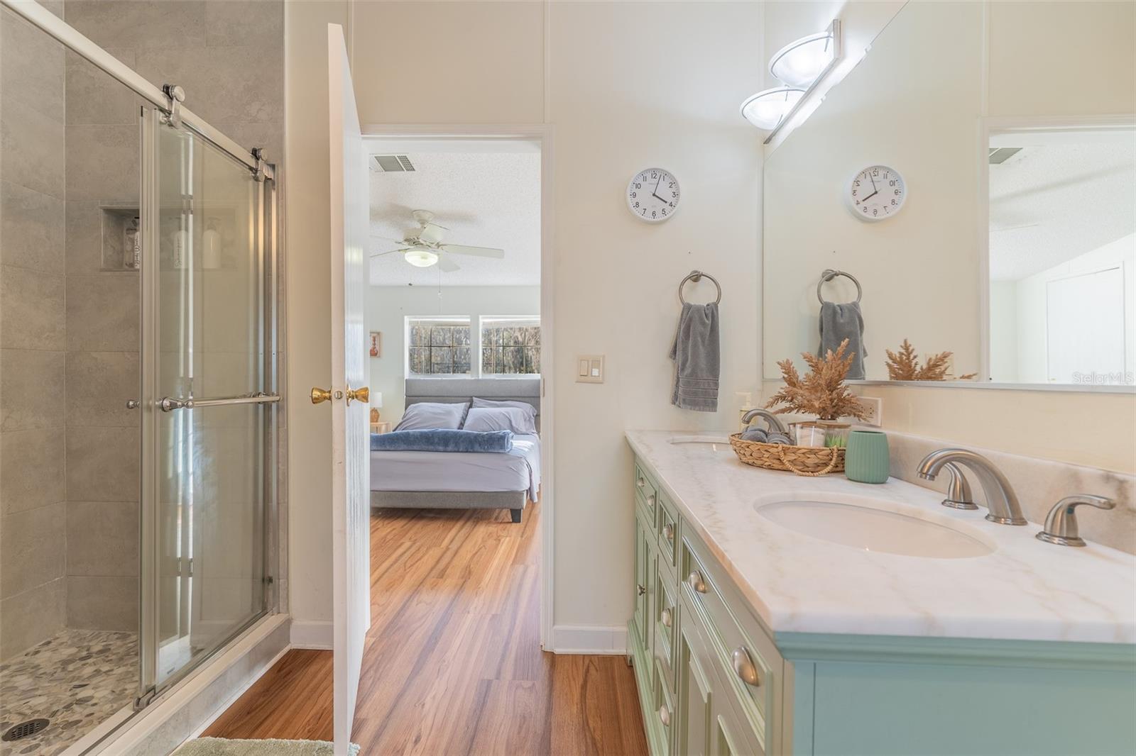 5028 CLEWIS AVE, TAMPA, FL, 33610