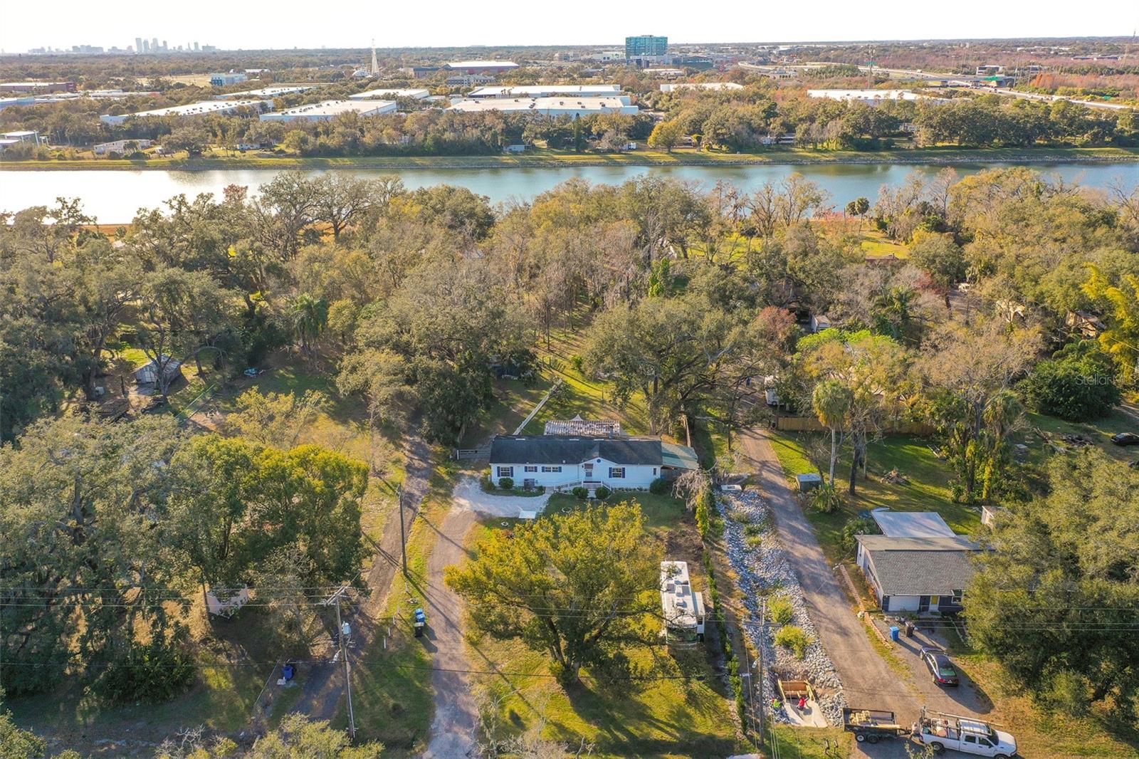 5028 CLEWIS AVE, TAMPA, FL, 33610