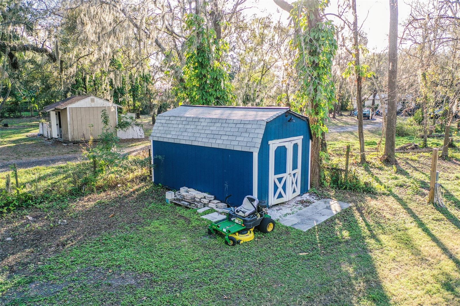 5028 CLEWIS AVE, TAMPA, FL, 33610