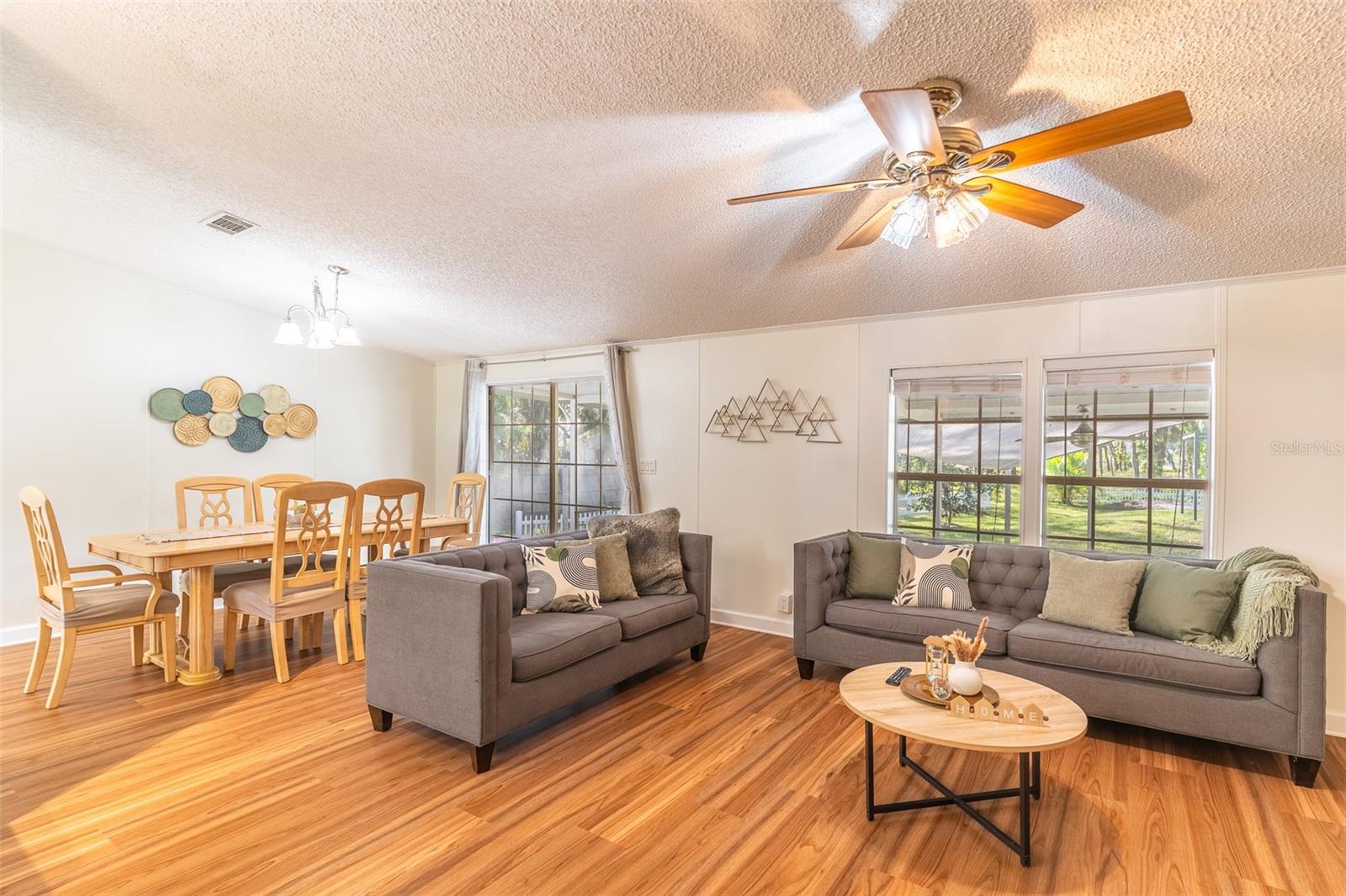 5028 CLEWIS AVE, TAMPA, FL, 33610