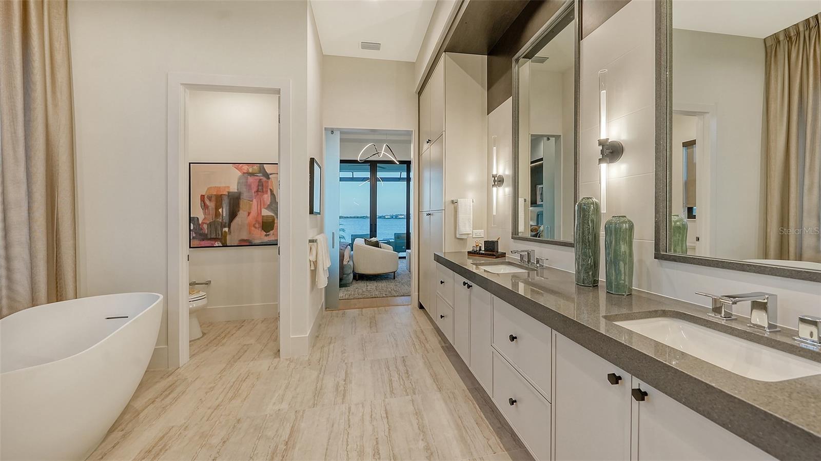 A4678762 Property Photo