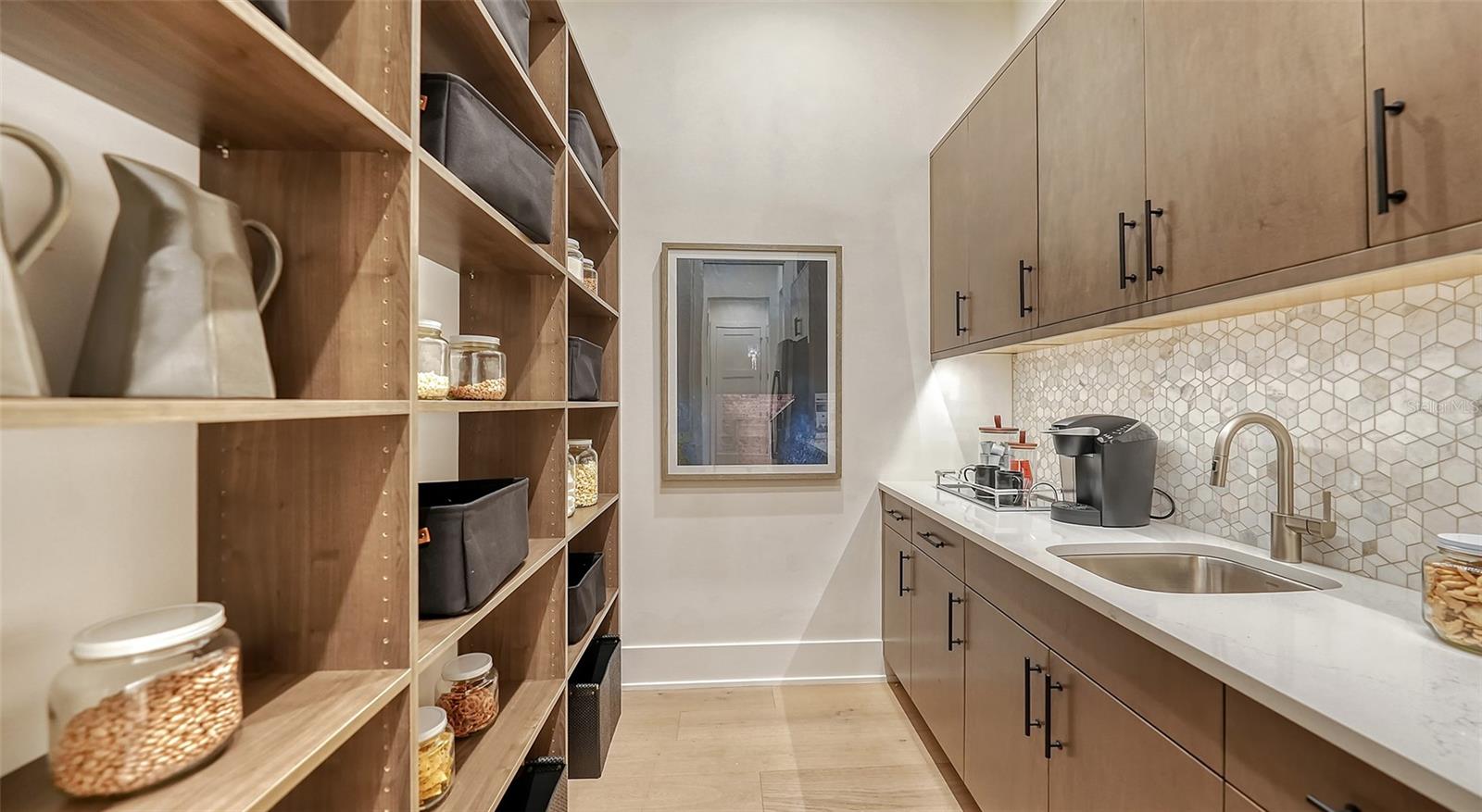 A4678762 Property Photo