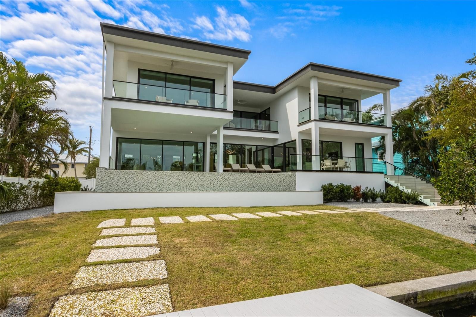 A4678763 Property Photo