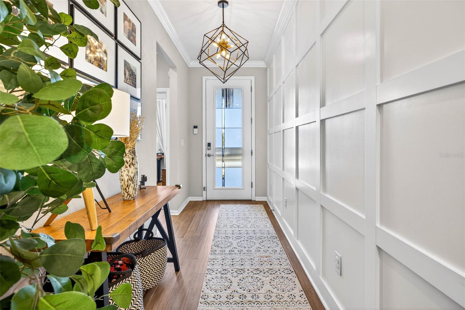 A truly grand entrance!