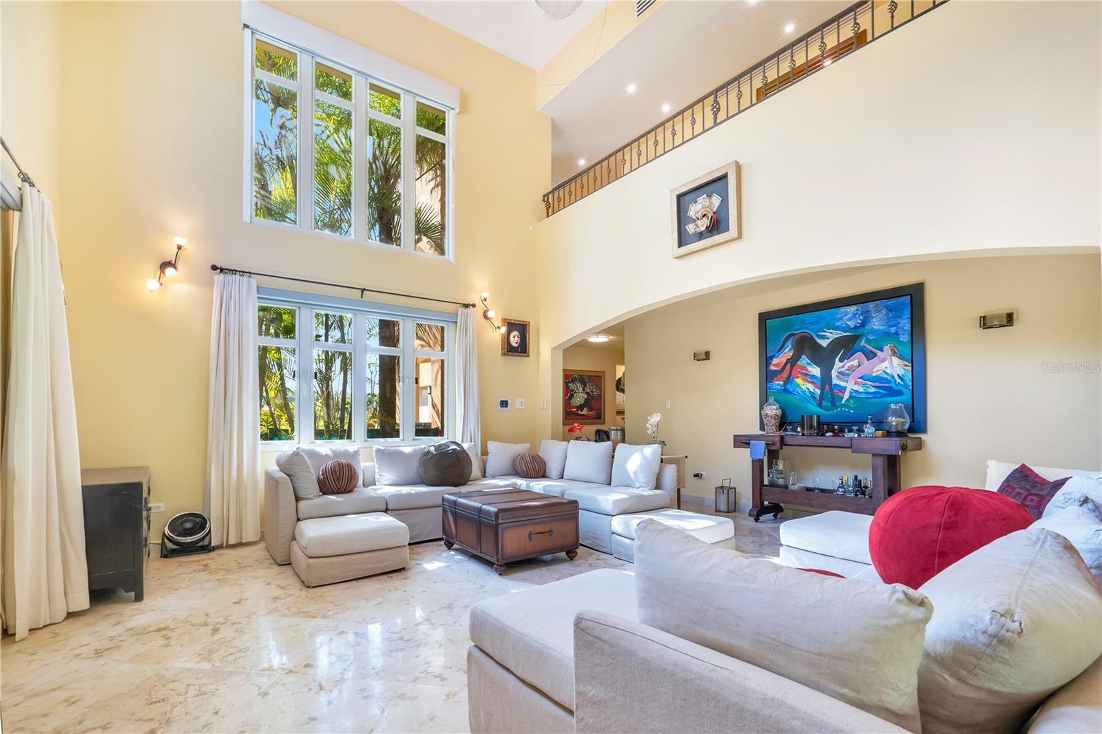 PR9118592 Property Photo