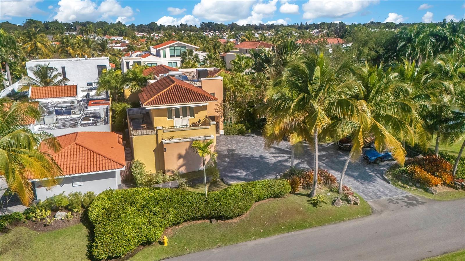 PR9118592 Property Photo