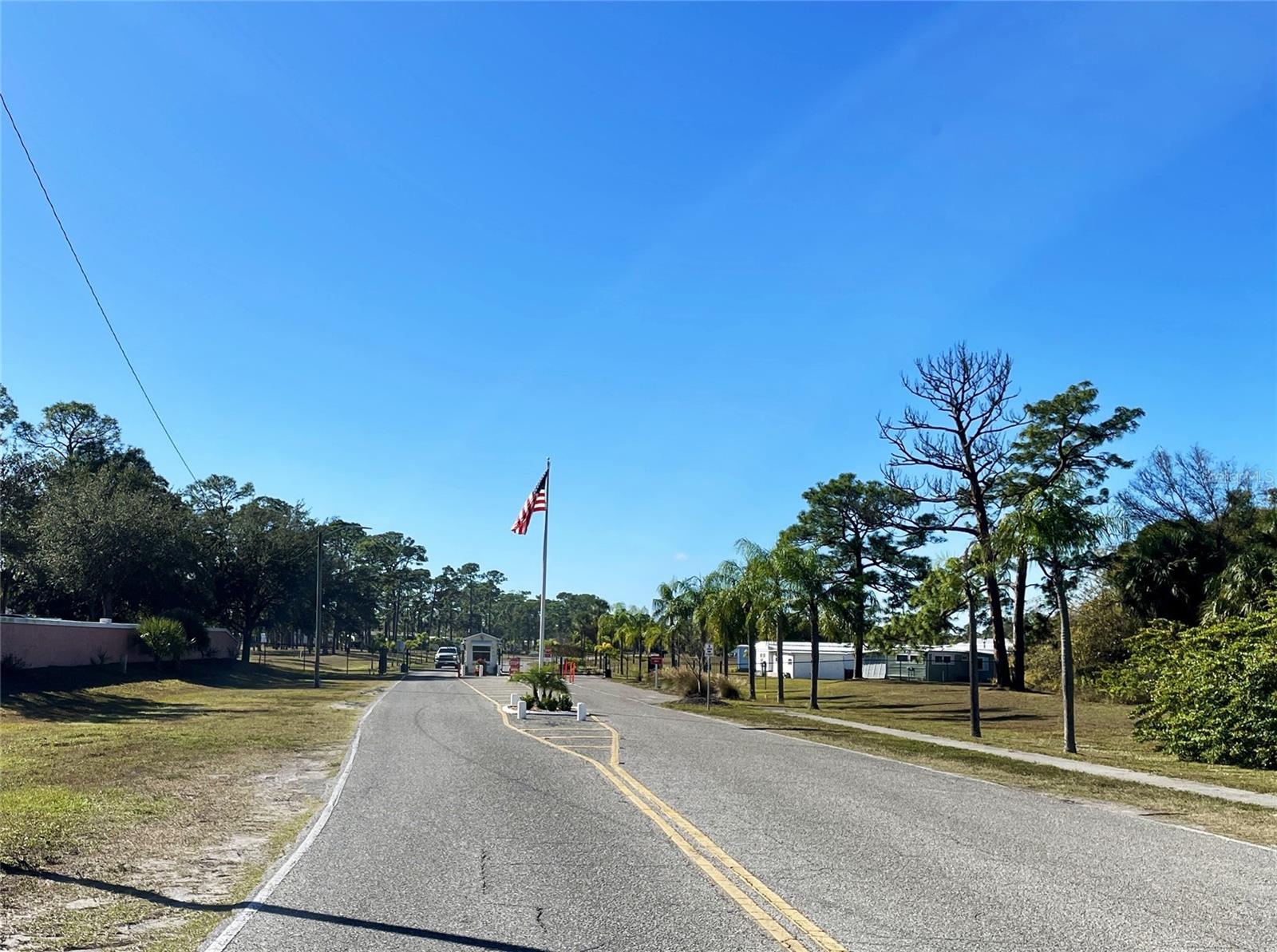 C7520412 Property Photo