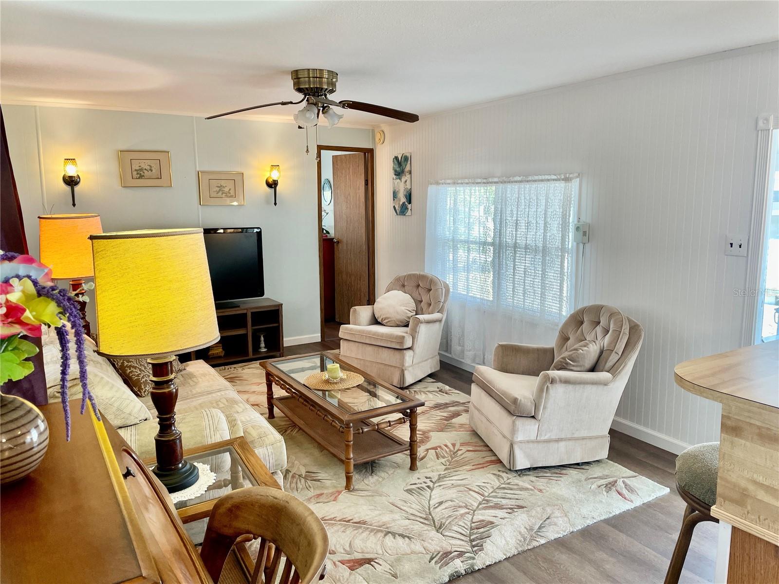 C7520412 Property Photo