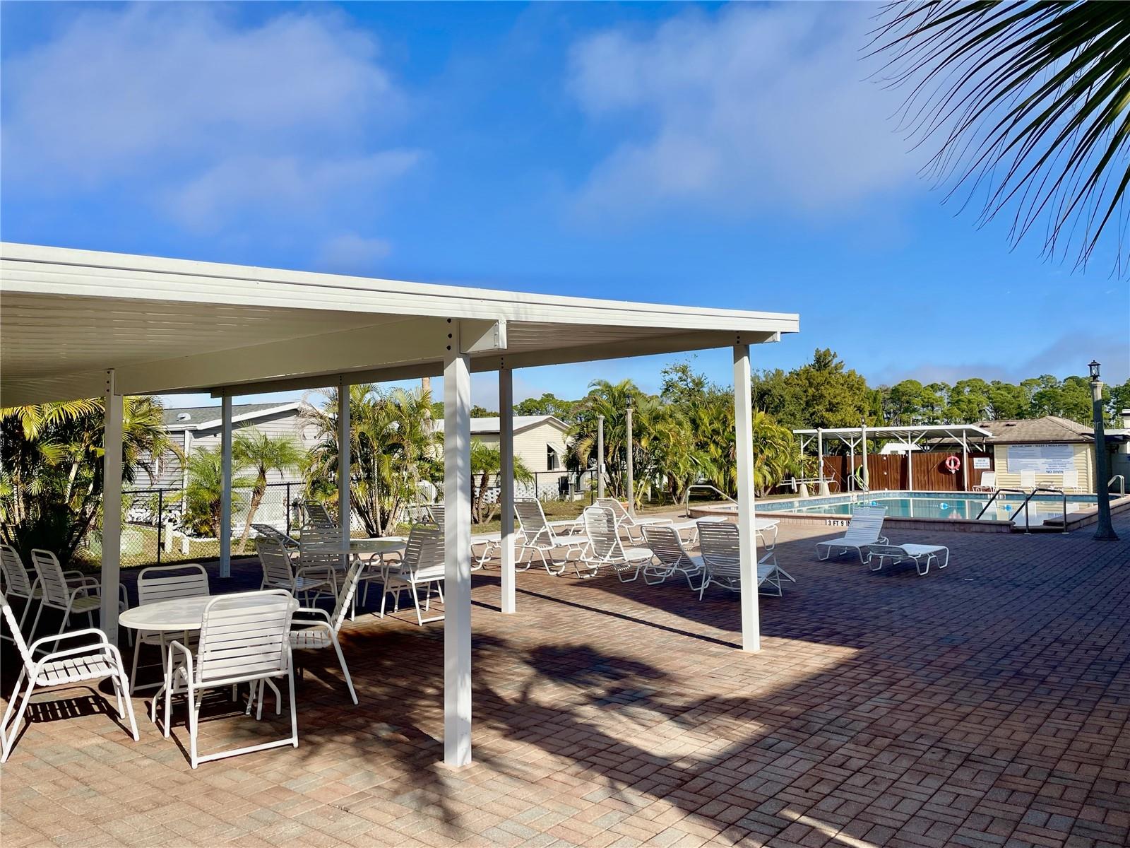 C7520412 Property Photo