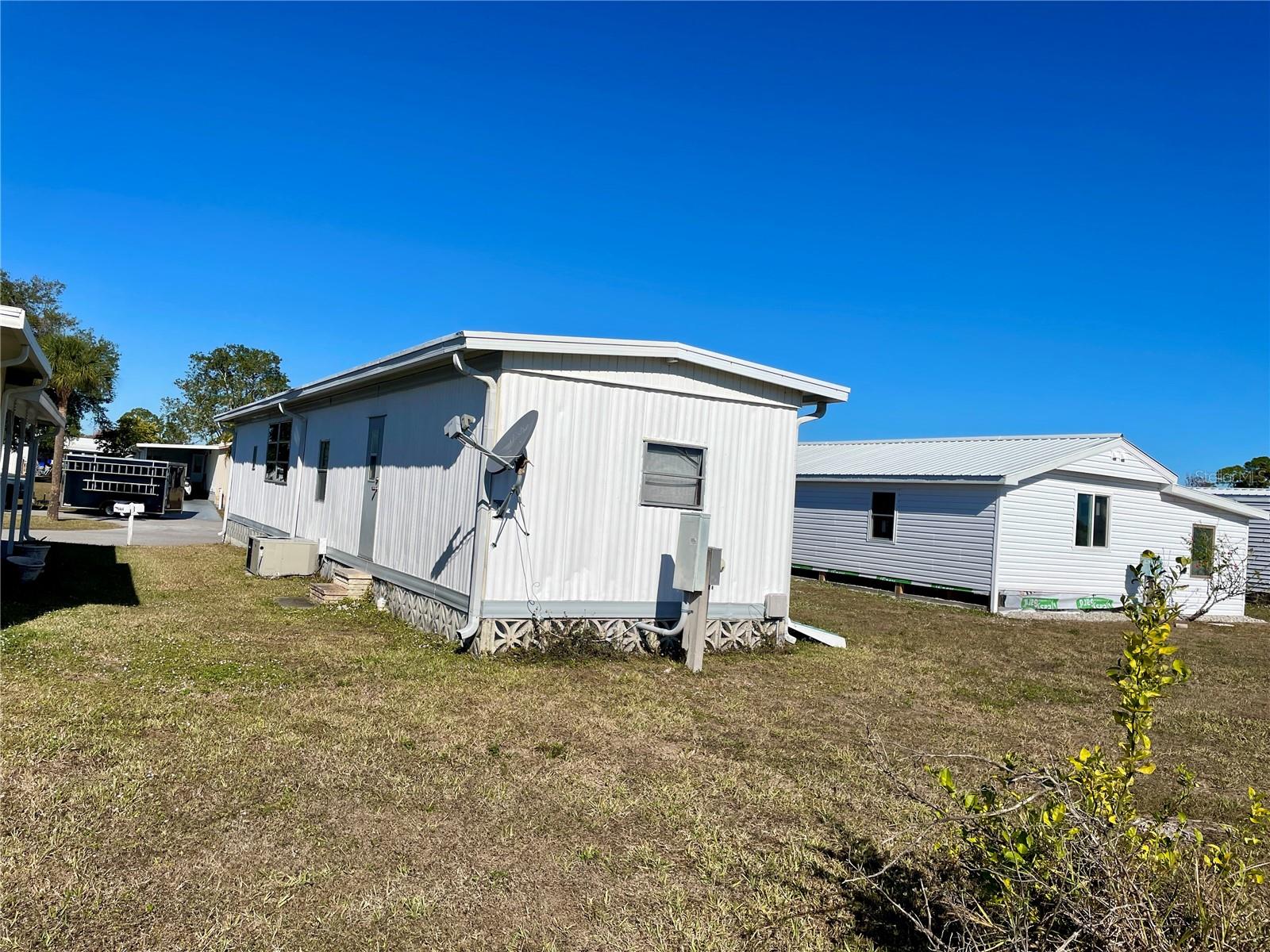 C7520412 Property Photo