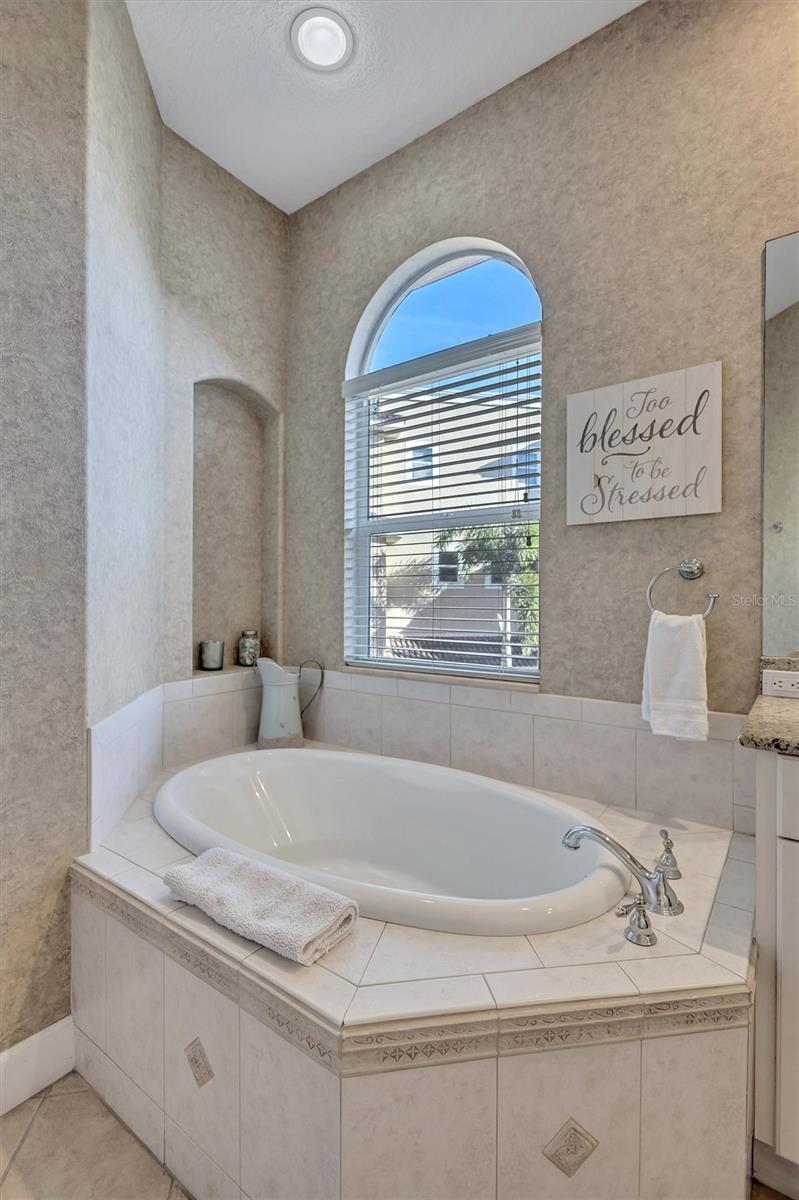 436 CANAL RD #A, SARASOTA, FL, 34242