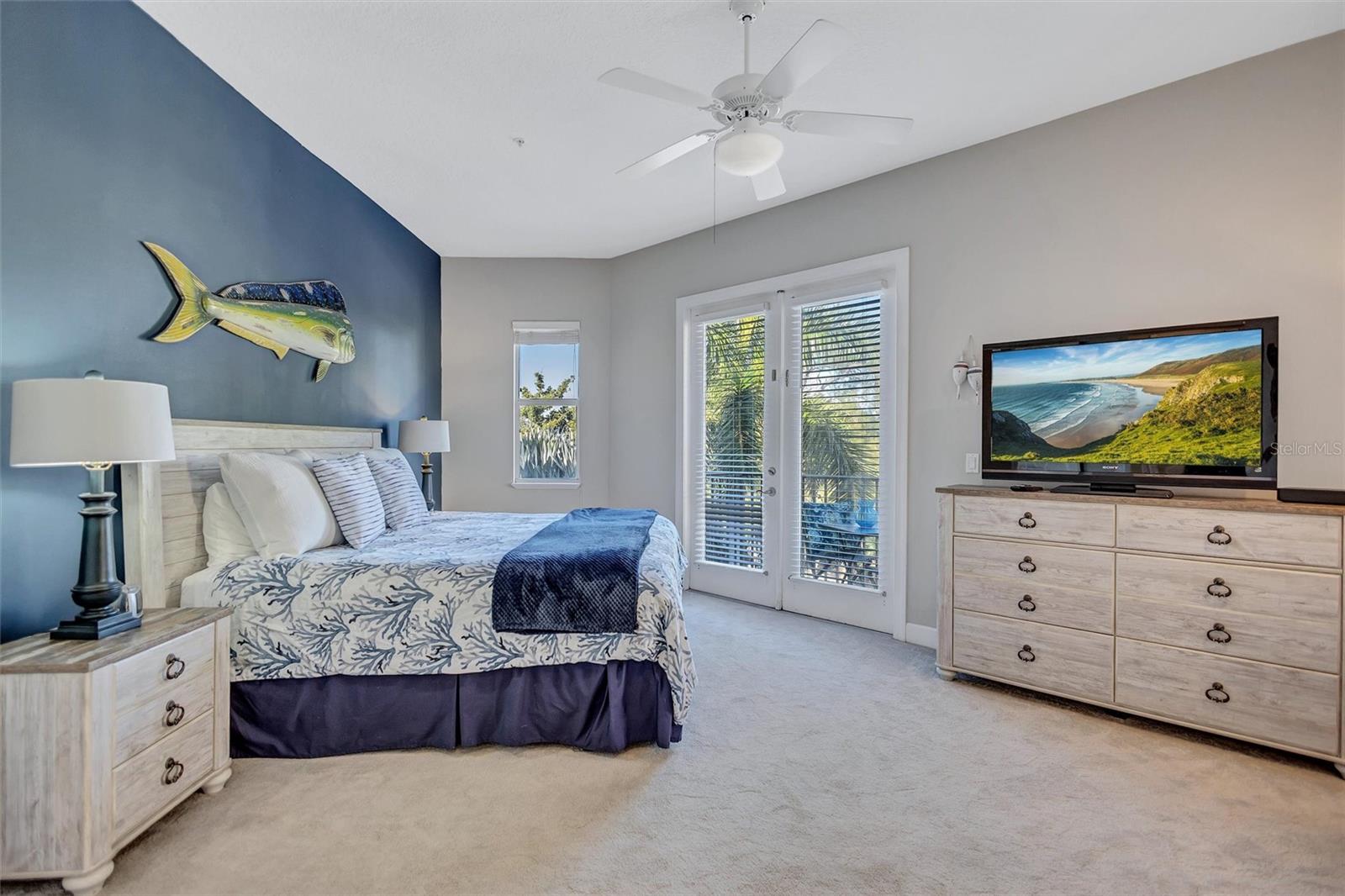 436 CANAL RD #A, SARASOTA, FL, 34242