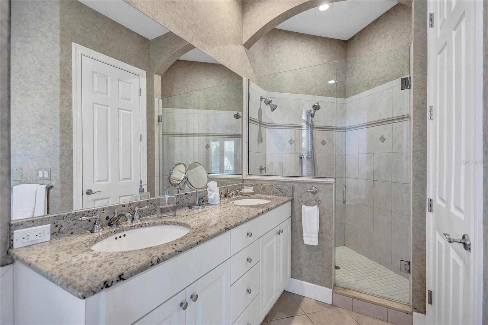 436 CANAL RD #A, SARASOTA, FL, 34242