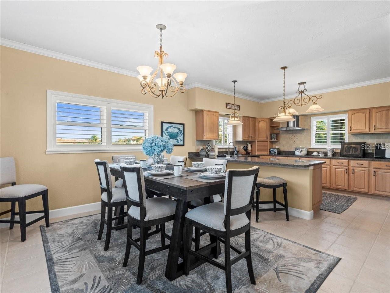 TB8465778 Property Photo