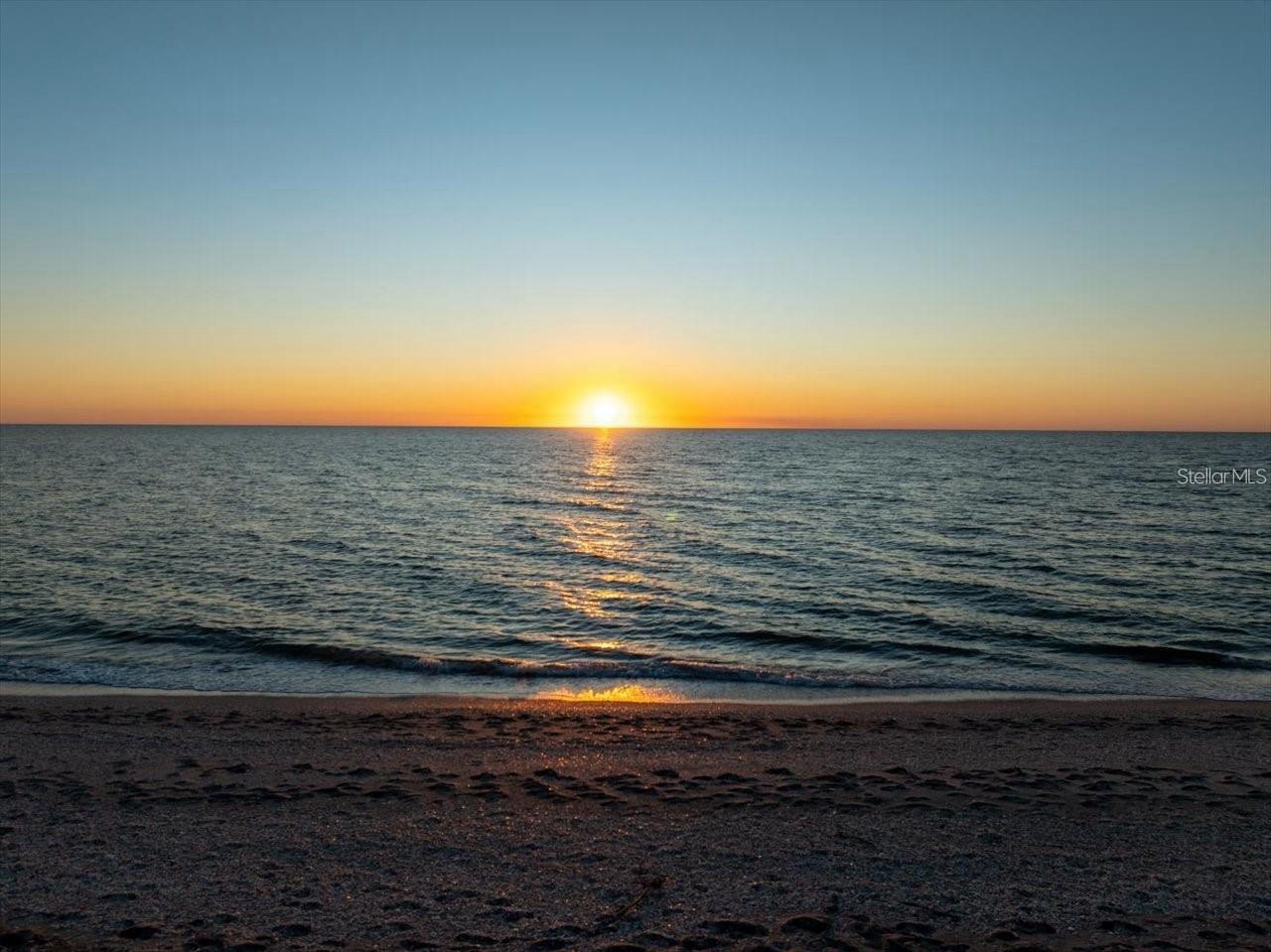 TB8465778 Property Photo