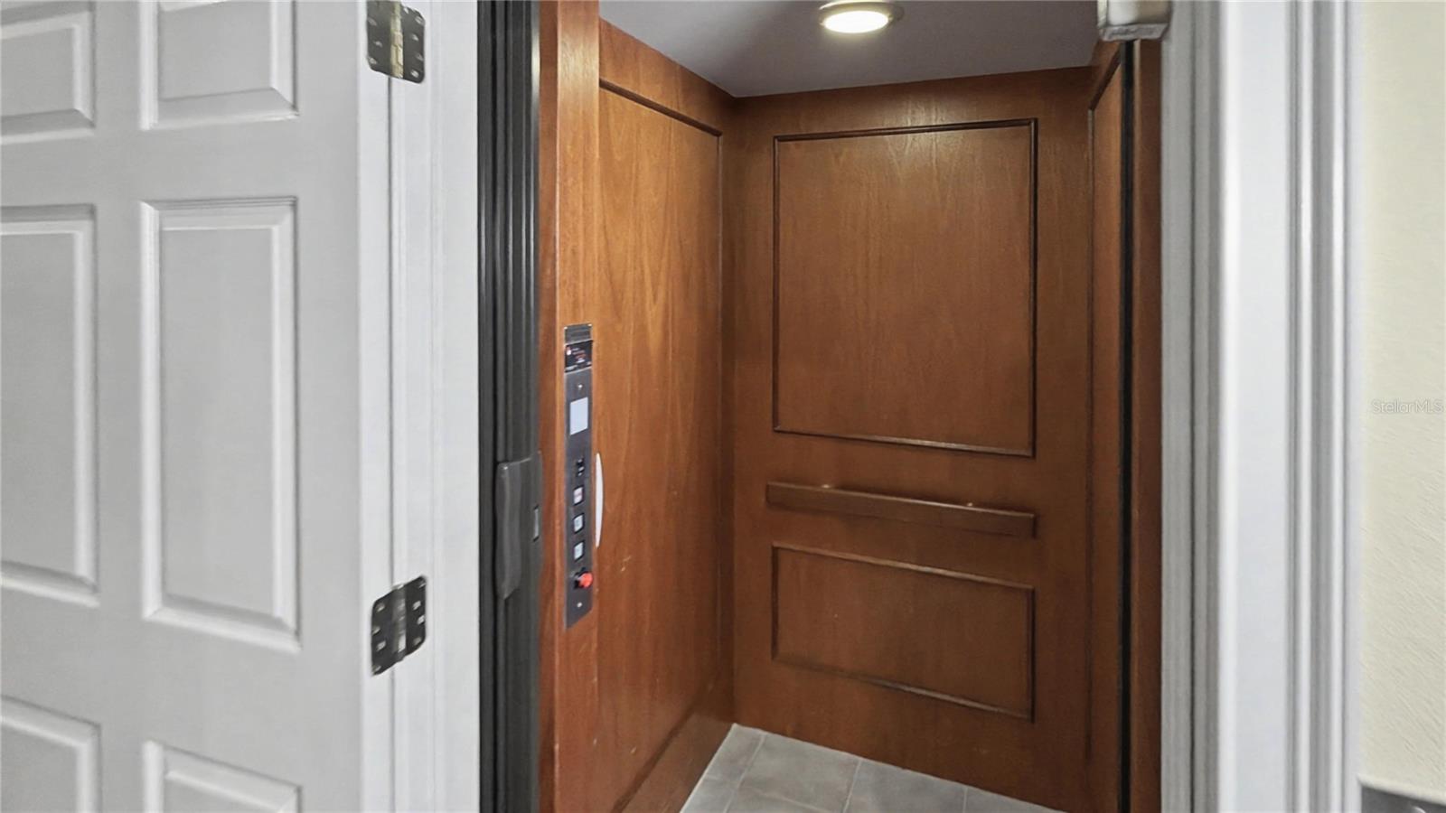 7669 CAPONATA BLVD, SEMINOLE, FL, 33777