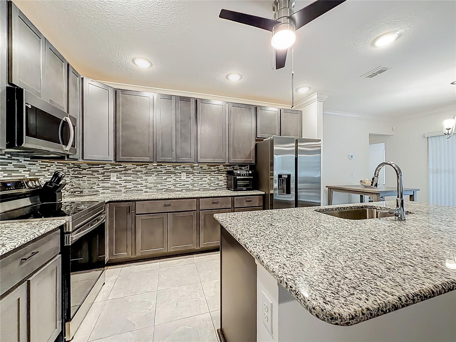 17479 MACASSAR RD, WEEKI WACHEE, FL, 34614