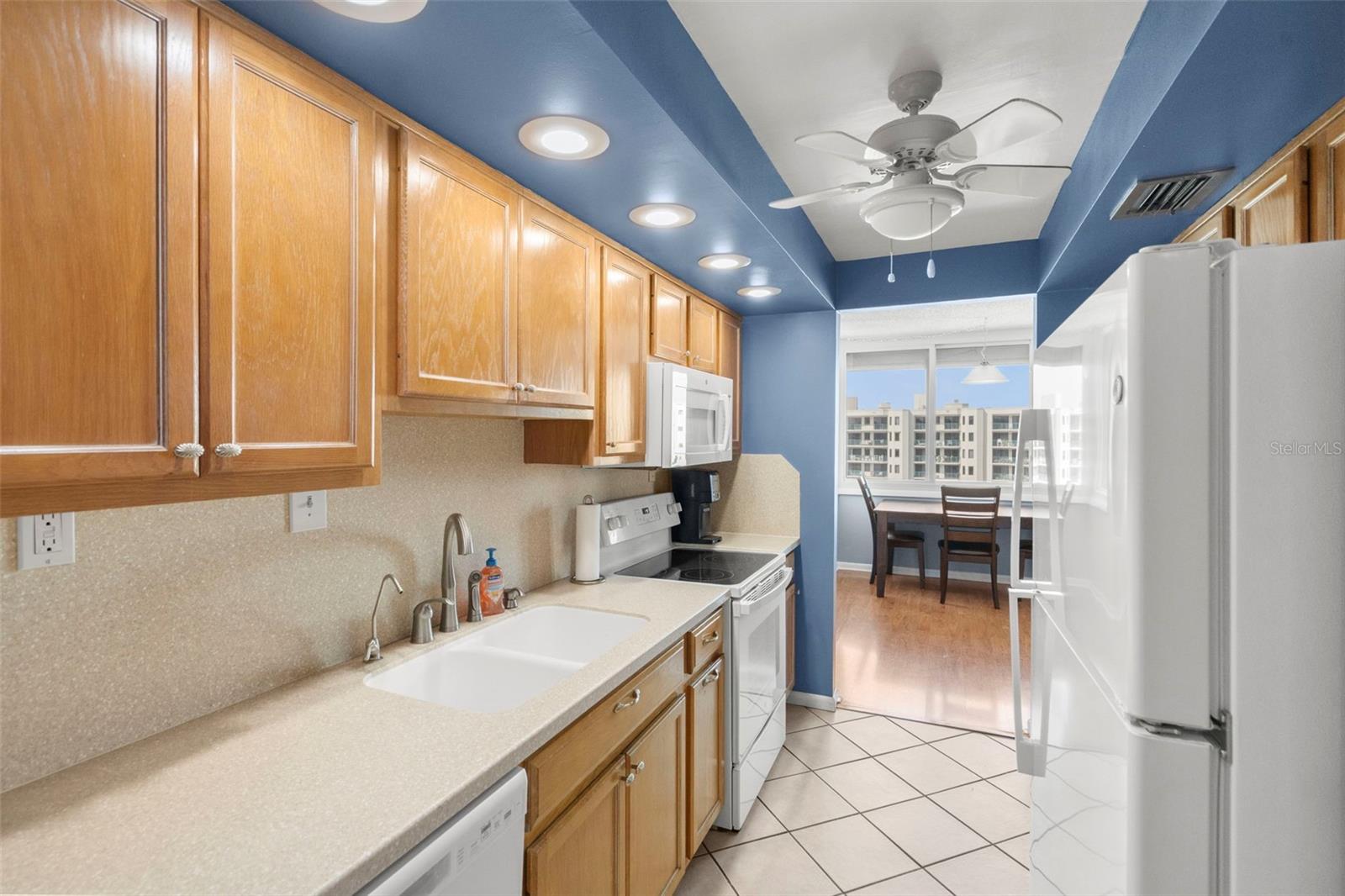 660 ISLAND WAY #902, CLEARWATER, FL, 33767