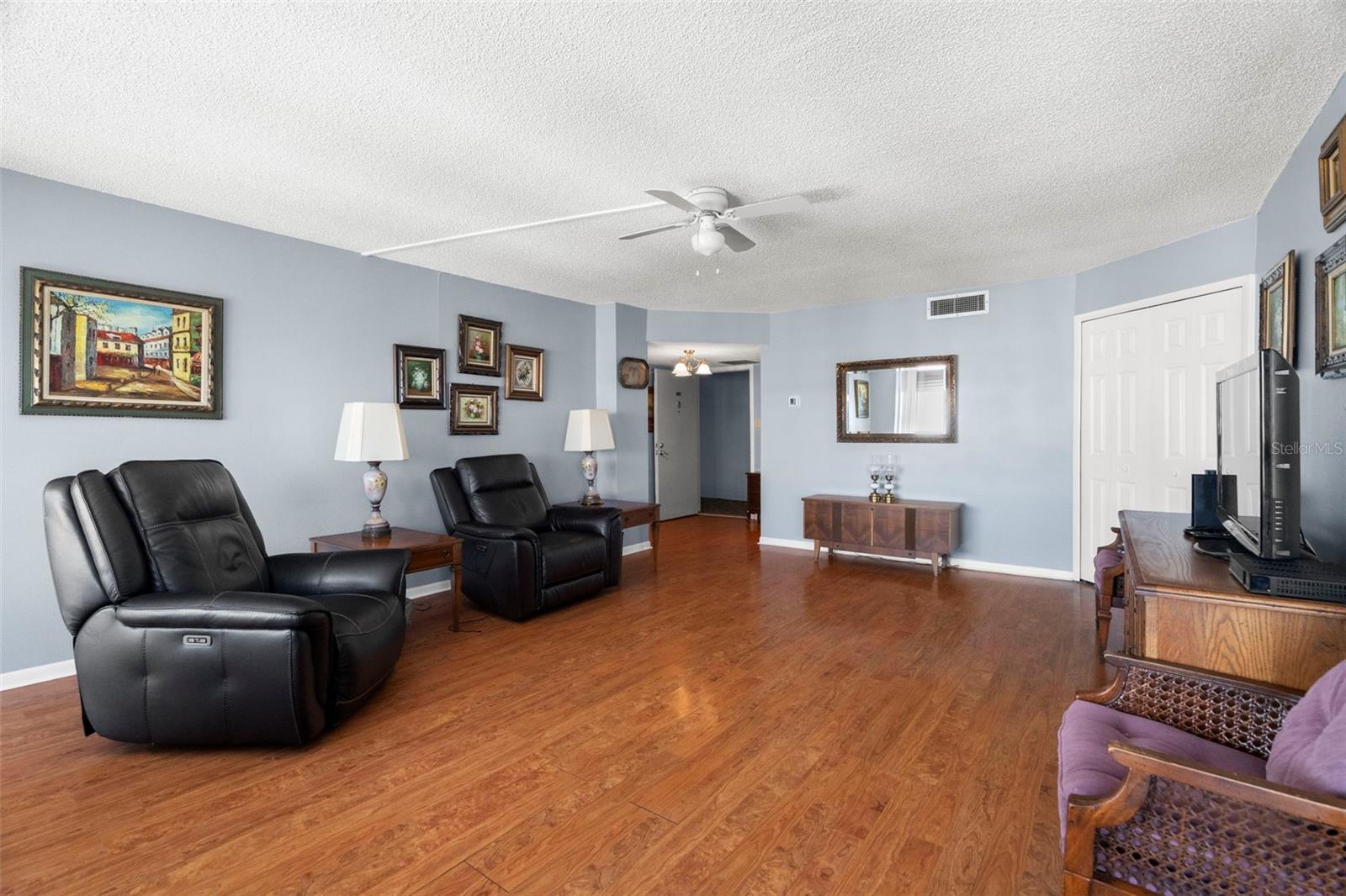 660 ISLAND WAY #902, CLEARWATER, FL, 33767