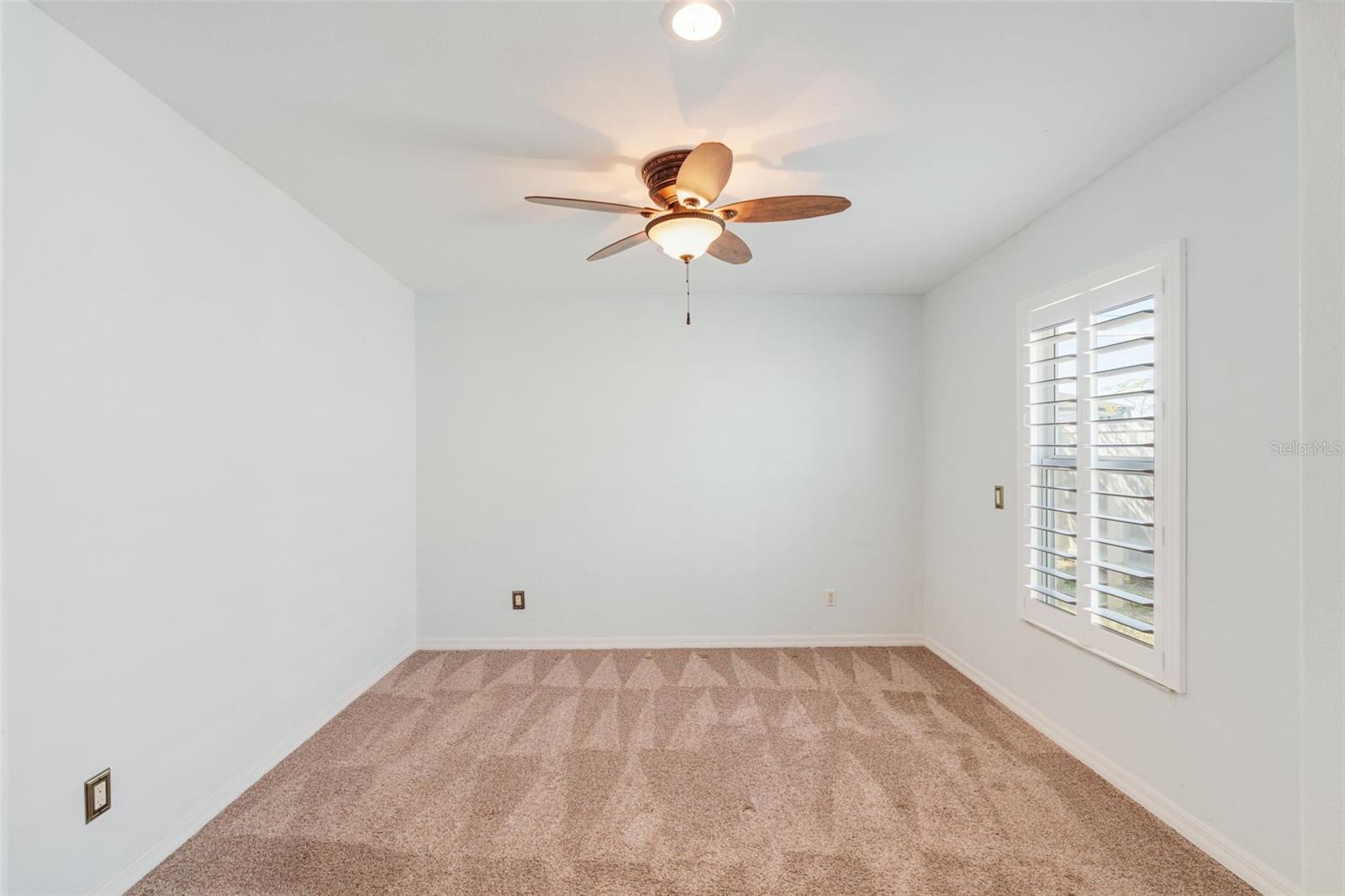 322 NE 29TH TER, CAPE CORAL, FL, 33909