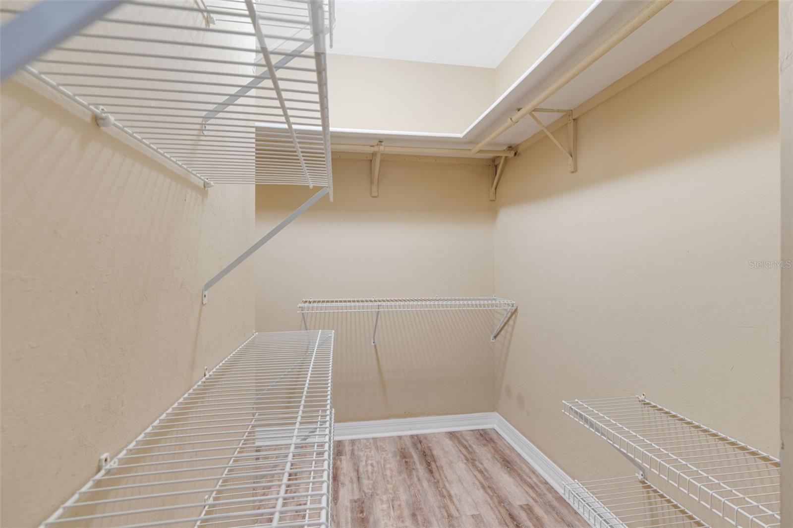 322 NE 29TH TER, CAPE CORAL, FL, 33909