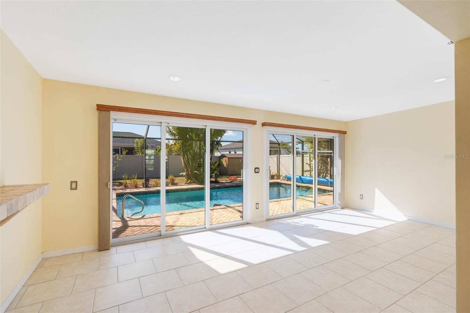 322 NE 29TH TER, CAPE CORAL, FL, 33909