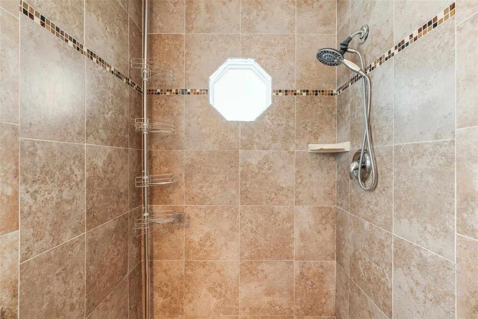 322 NE 29TH TER, CAPE CORAL, FL, 33909