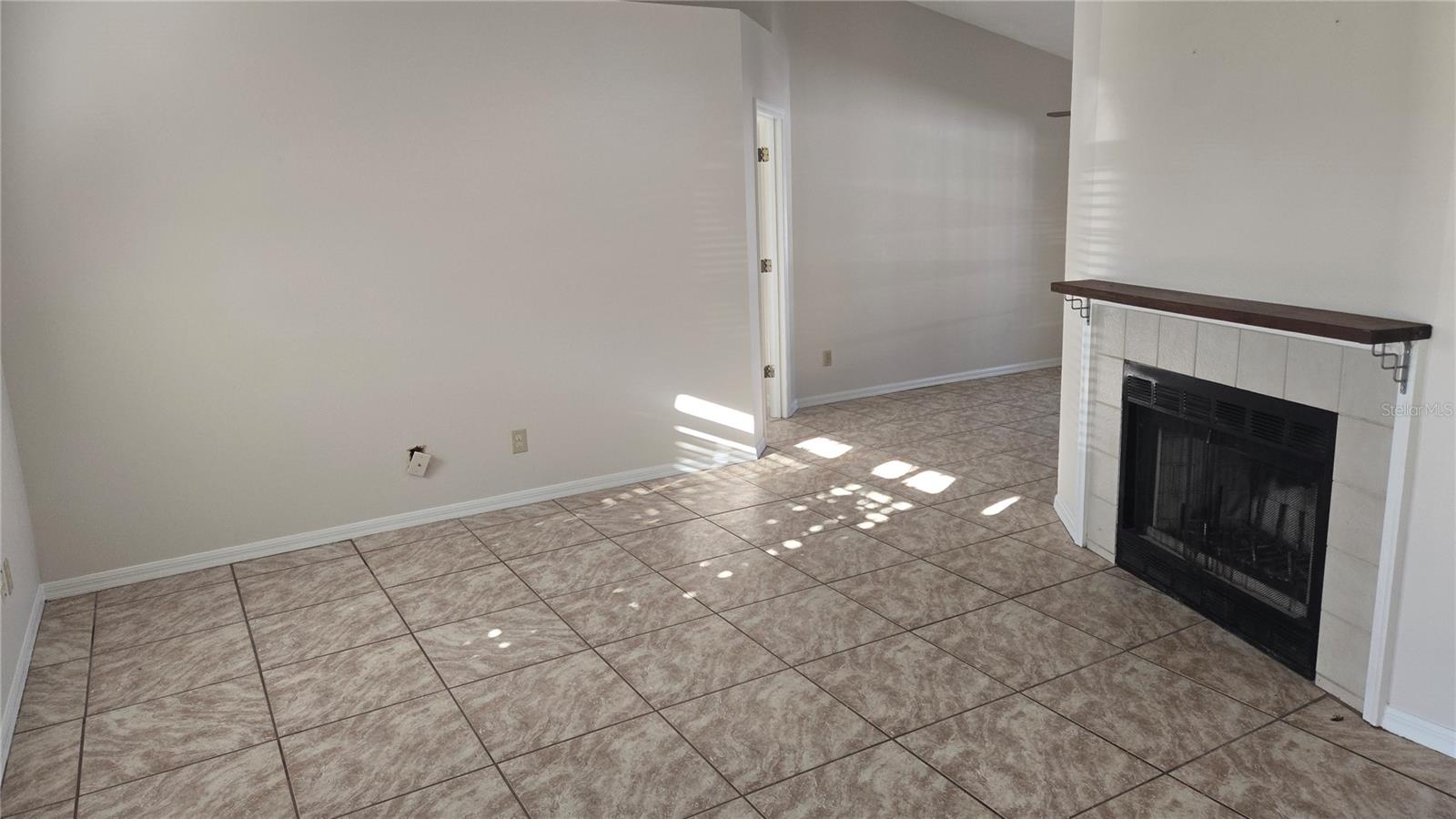 380 S QUINCY RD, VENICE, FL, 34293