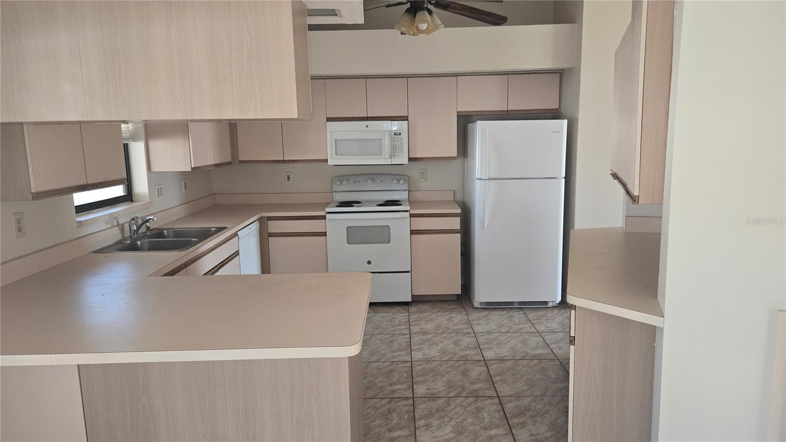 380 S QUINCY RD, VENICE, FL, 34293