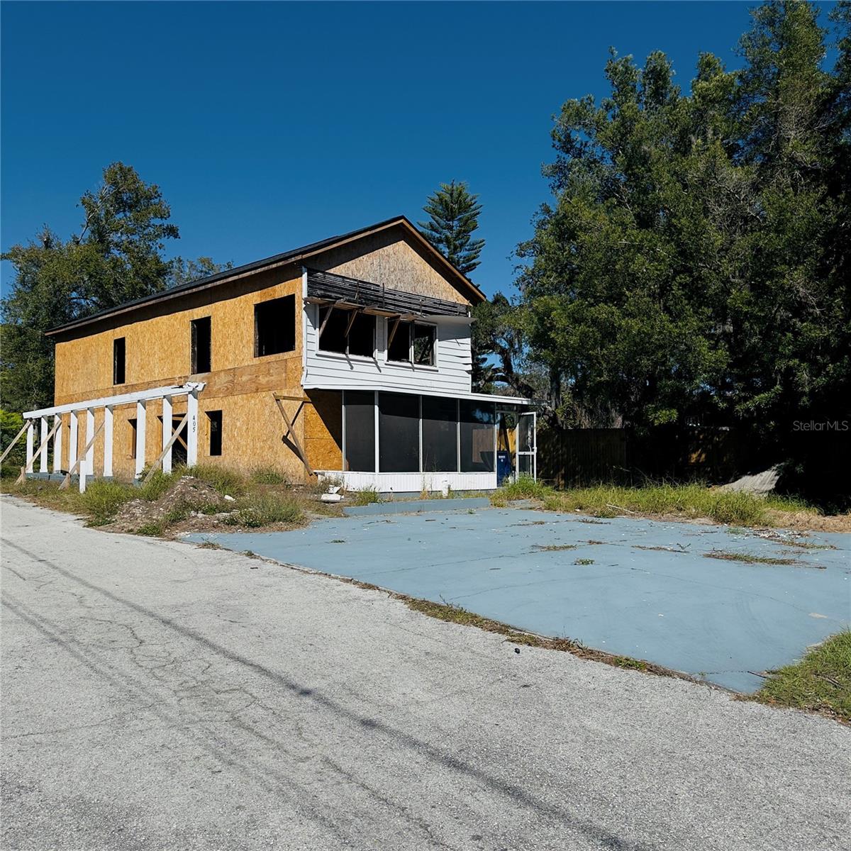 O6374774 Property Photo