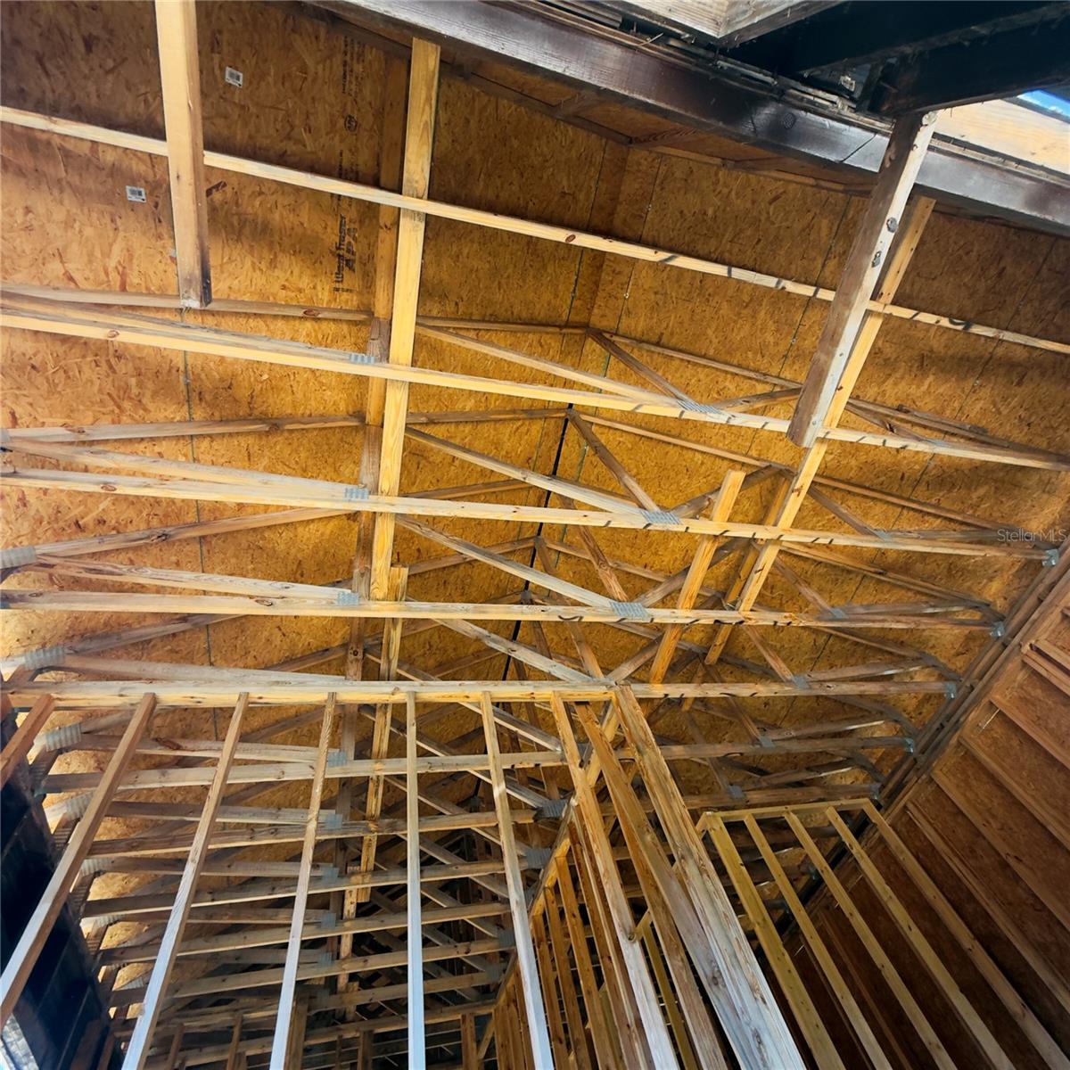 O6374774 Property Photo