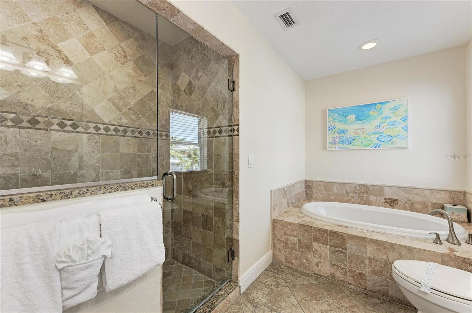 A4678835 Property Photo