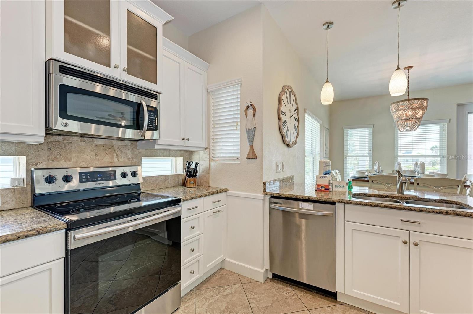 A4678835 Property Photo