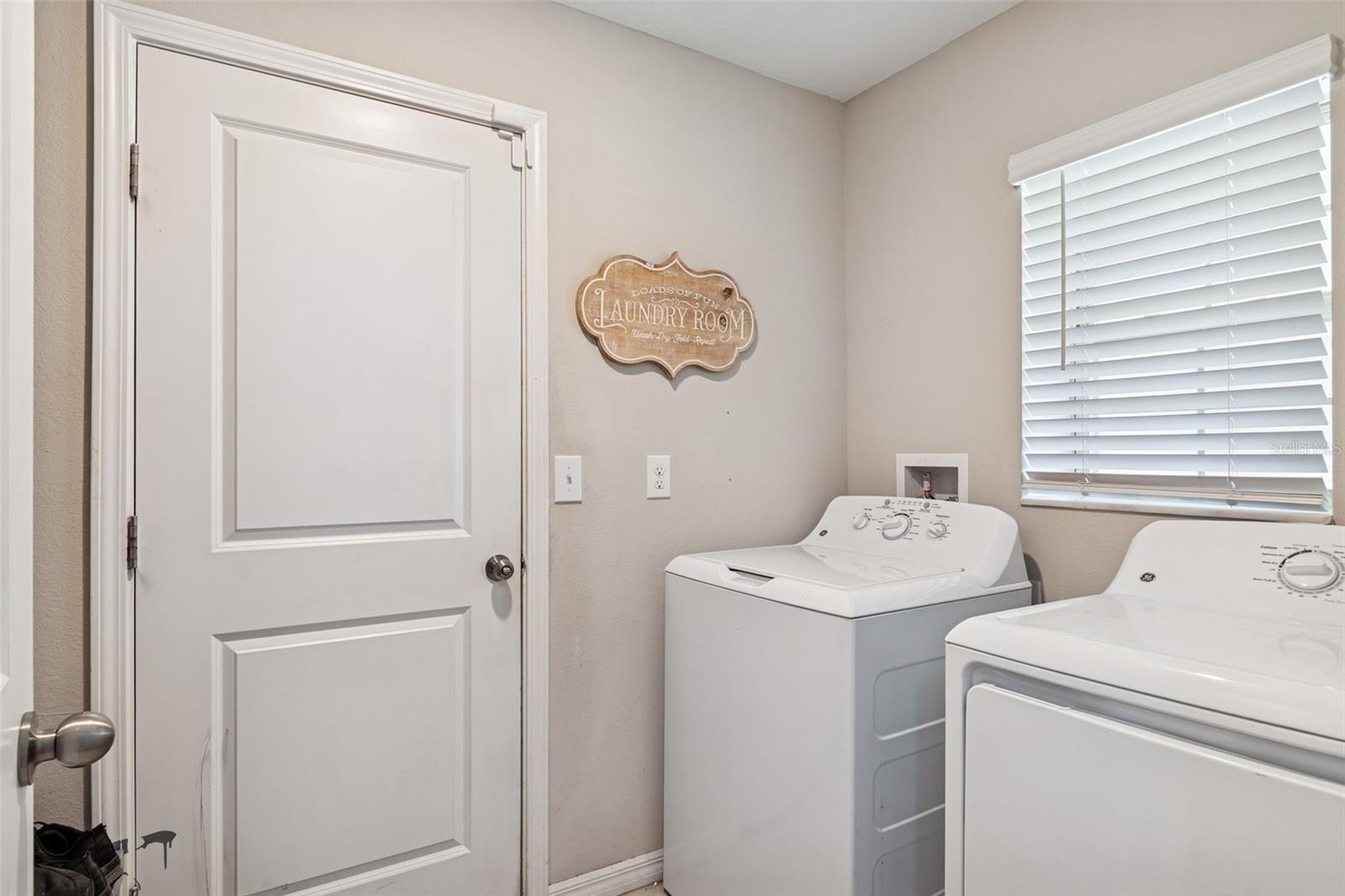 6065 SPRING CRAYFISH AVE, NEW PORT RICHEY, FL, 34653