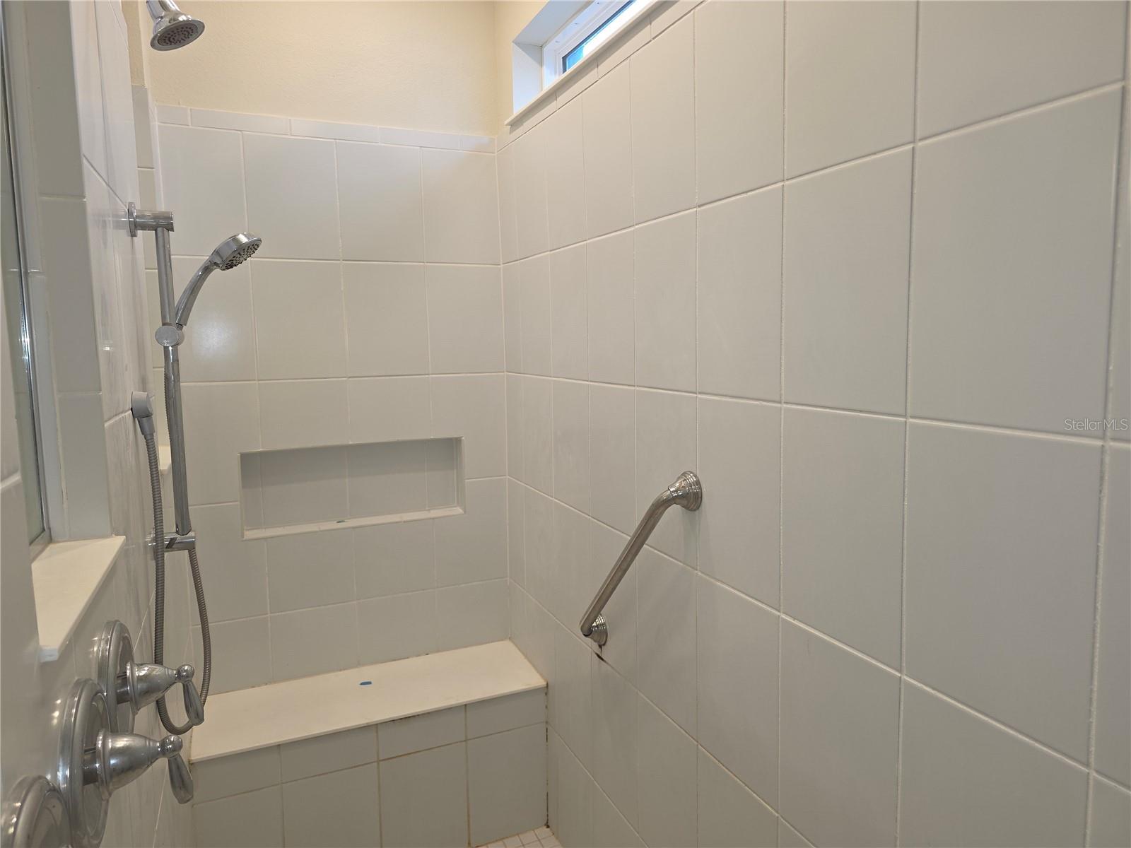 15949 WINDING BLUFF DR, MONTVERDE, FL, 34756