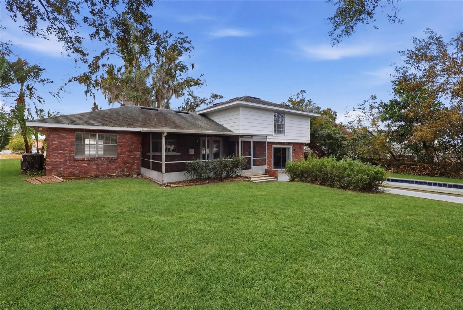 L4958667 Property Photo