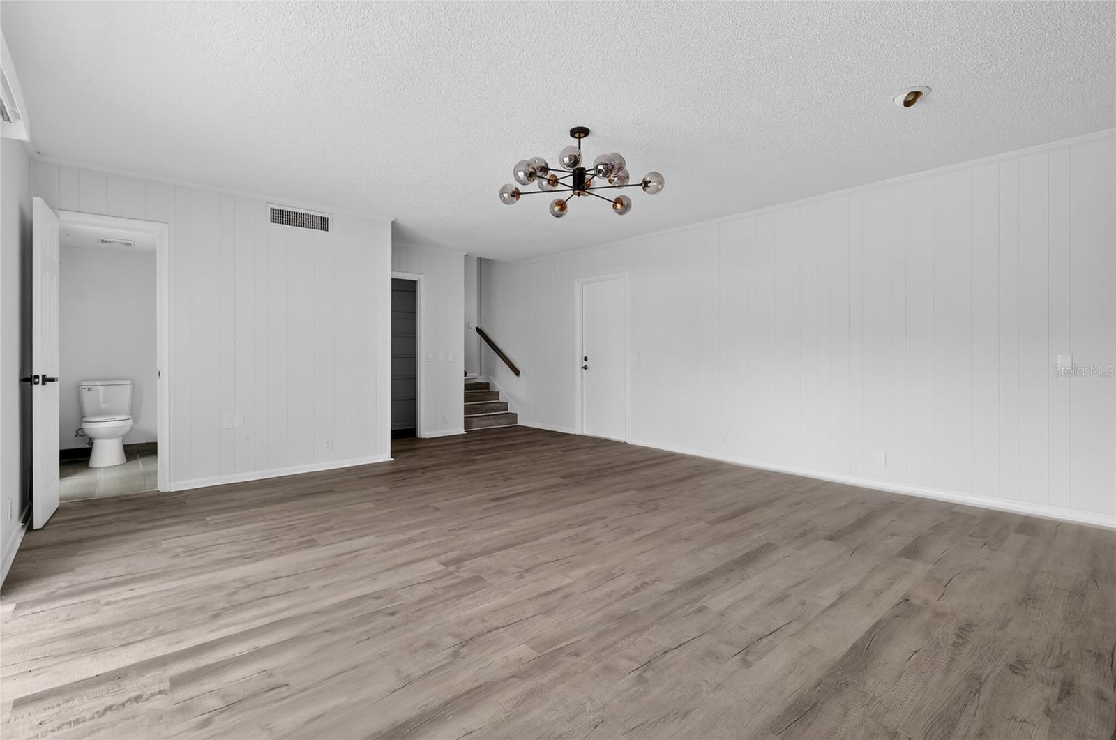 L4958667 Property Photo