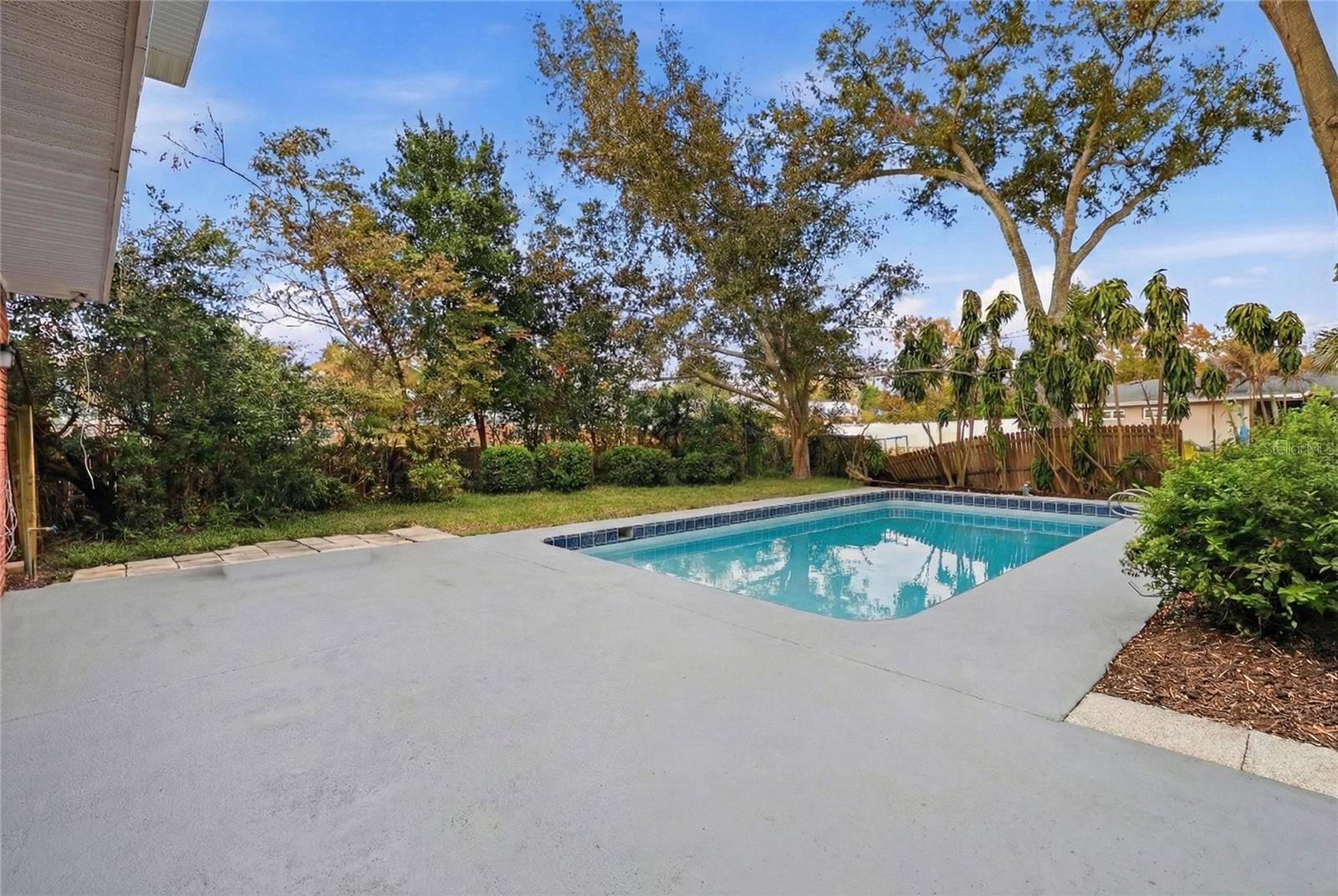 L4958667 Property Photo