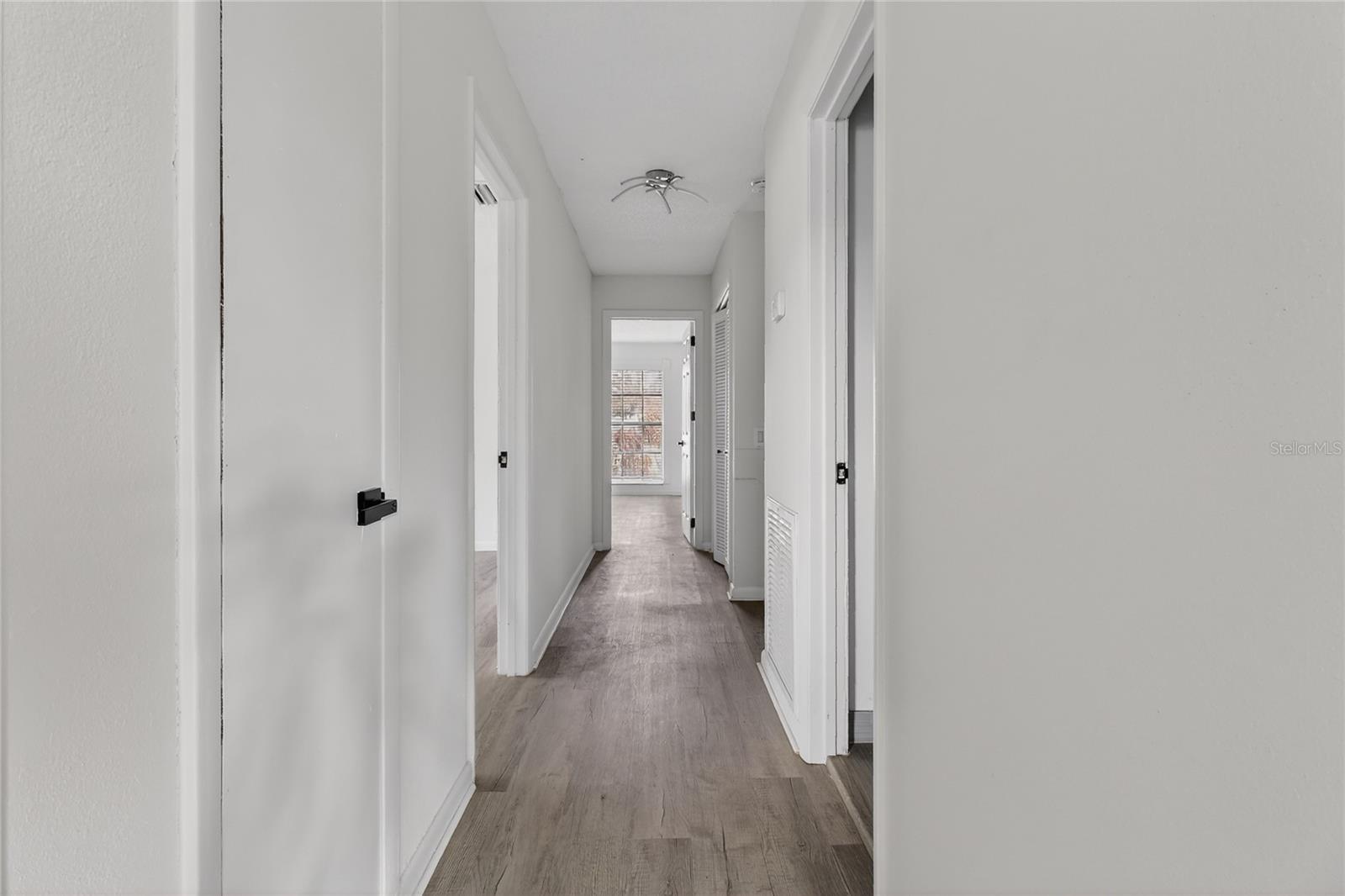 L4958667 Property Photo