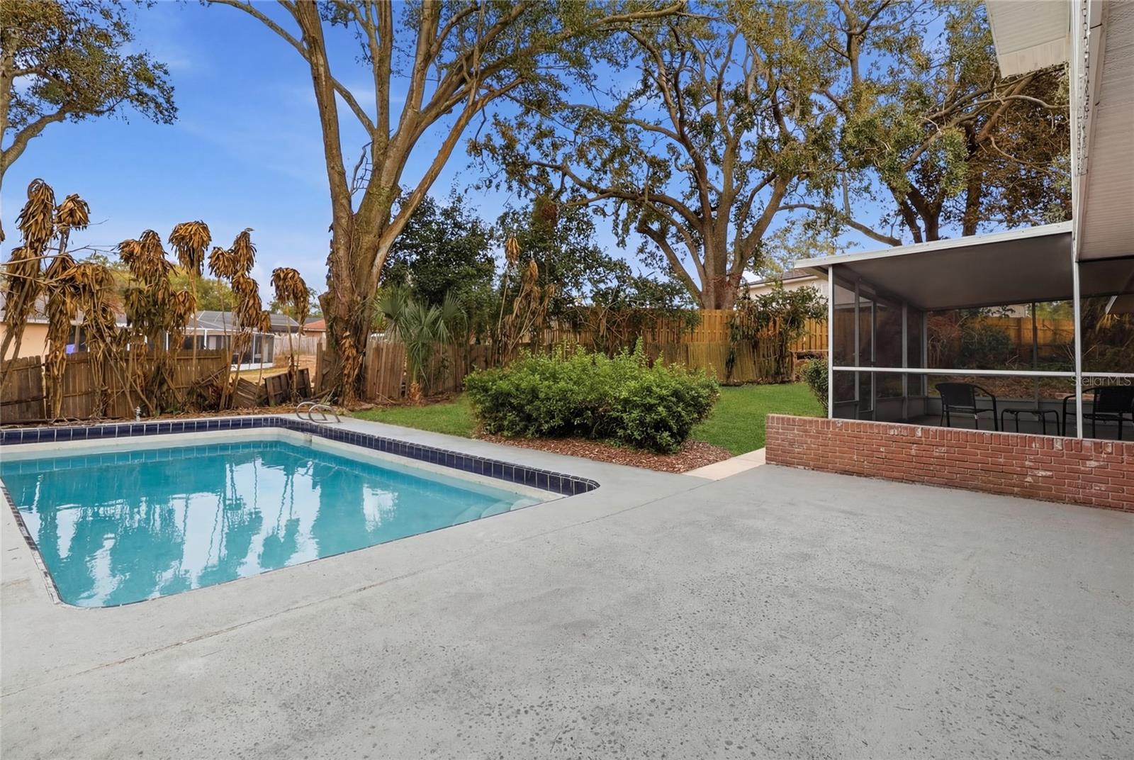 L4958667 Property Photo