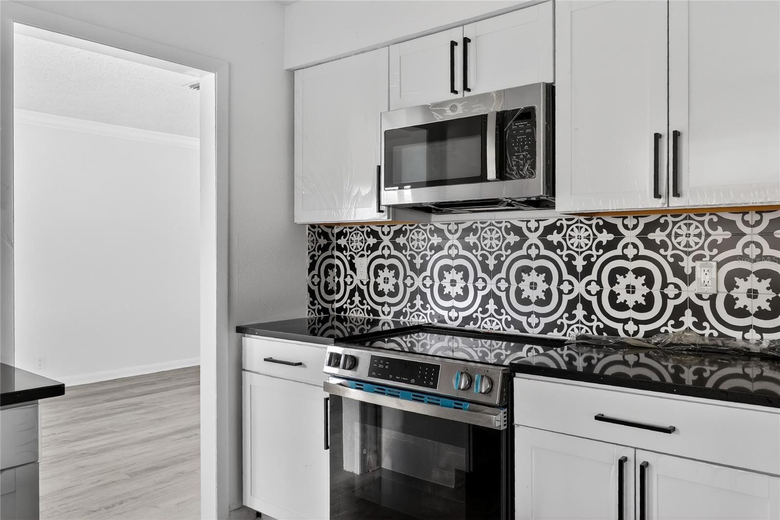 L4958667 Property Photo