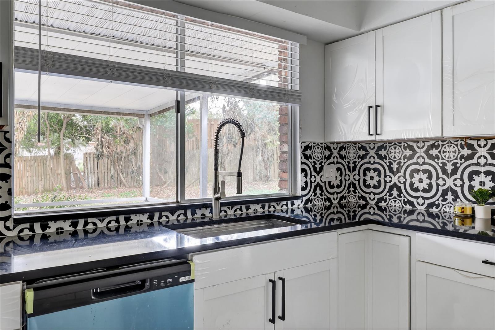 L4958667 Property Photo