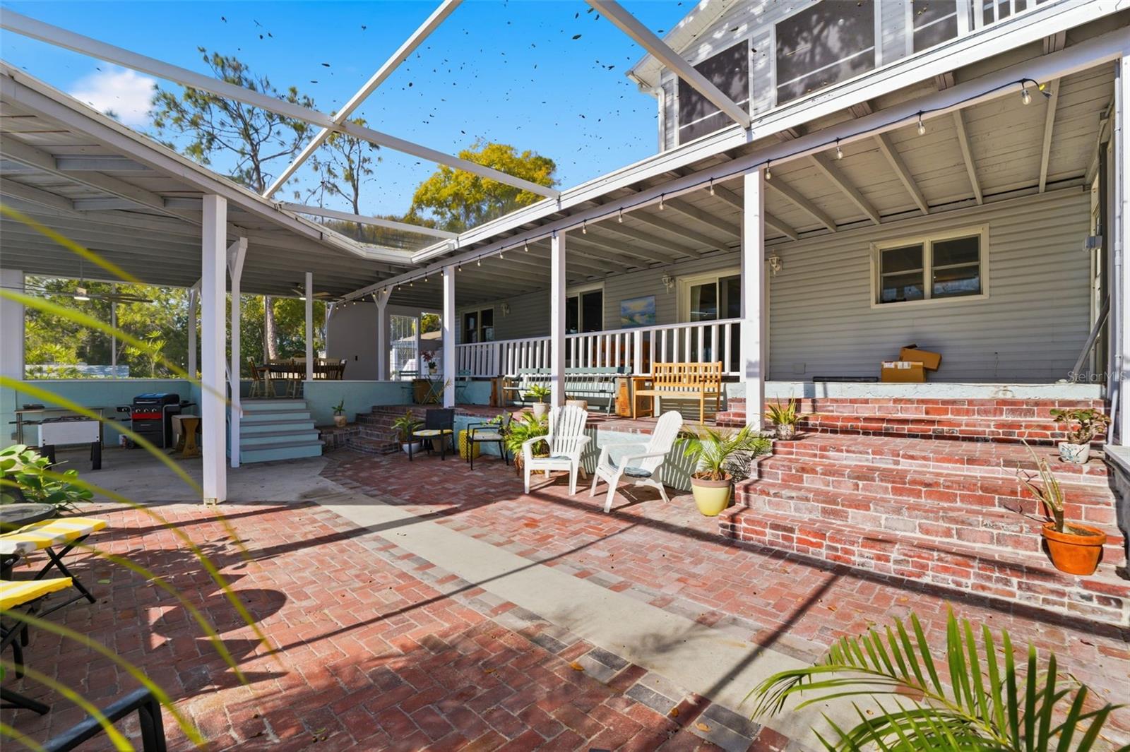 Entertaining Space 2000+/- Sq ft covered veranda