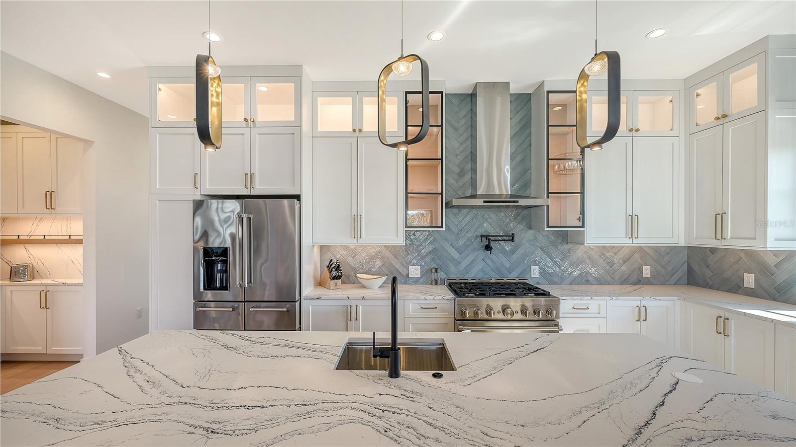 5263 AVENIDA DE CORTEZ, SARASOTA, FL, 34242